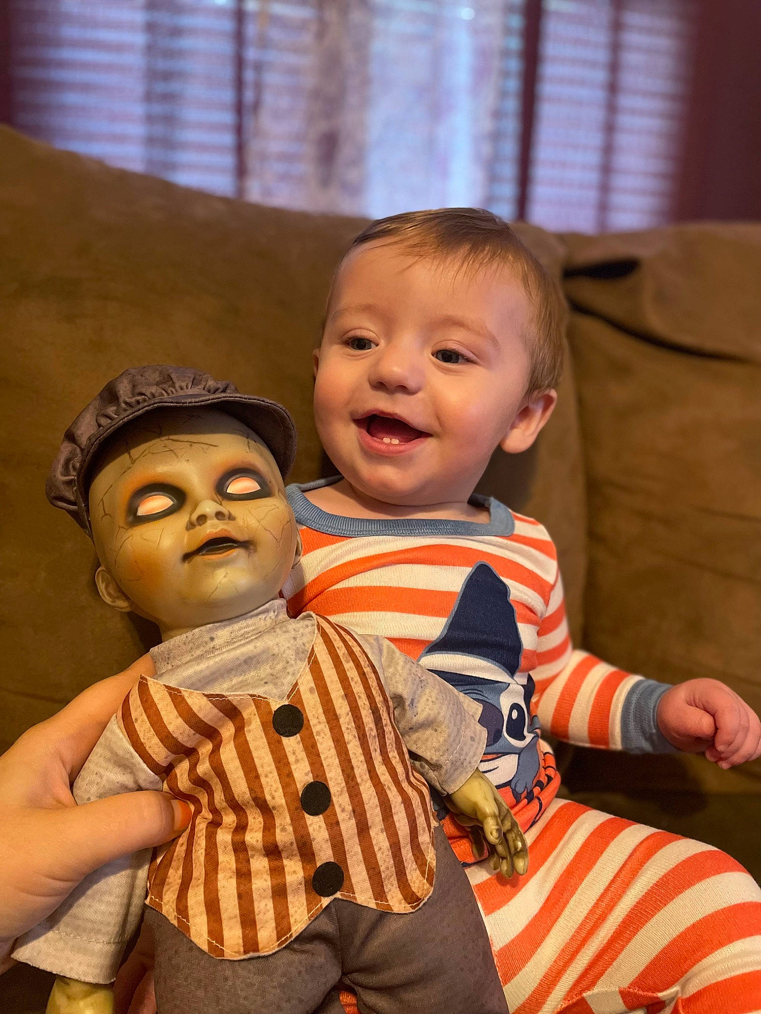 Axel is registered to the contest to win money with this photo: art, baby, baby_toddler_clothing, cheek, child, event, eye, face, facial_expression, fun, gesture, happy, head, people, person, sitting, skin, smile, toddler, toy