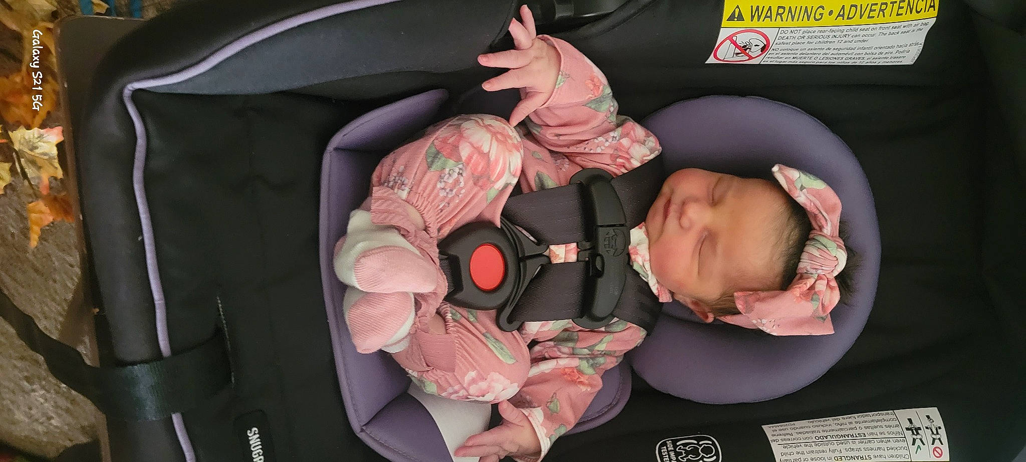 Kenadie is registered to the contest to win money with this photo: auto_part, automotive_design, automotive_exterior, baby, baby_carriage, baby_in_car_seat, baby_products, baby_toddler_clothing, car, car_seat, car_seat_cover, child, comfort, family_car, motor_vehicle, person, personal_luxury_car, seat_belt, toddler, vehicle
