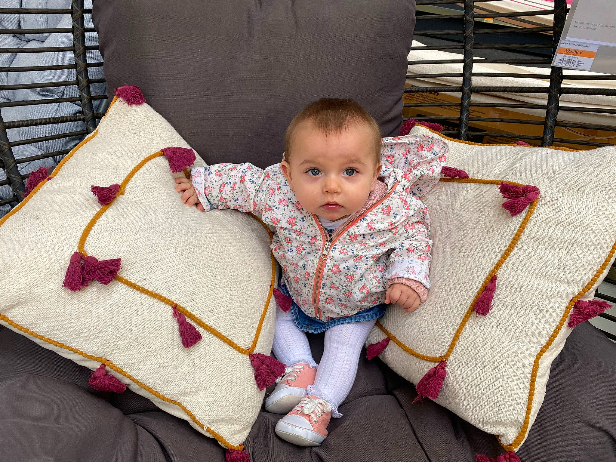 Aya participe au concours pour gagner de l'argent avec cette photo : baby, baby_products, baby_toddler_clothing, carmine, child, comfort, couch, craft, lap, linens, pattern, person, product, room, sitting, sock, textile, toddler, wood, wool