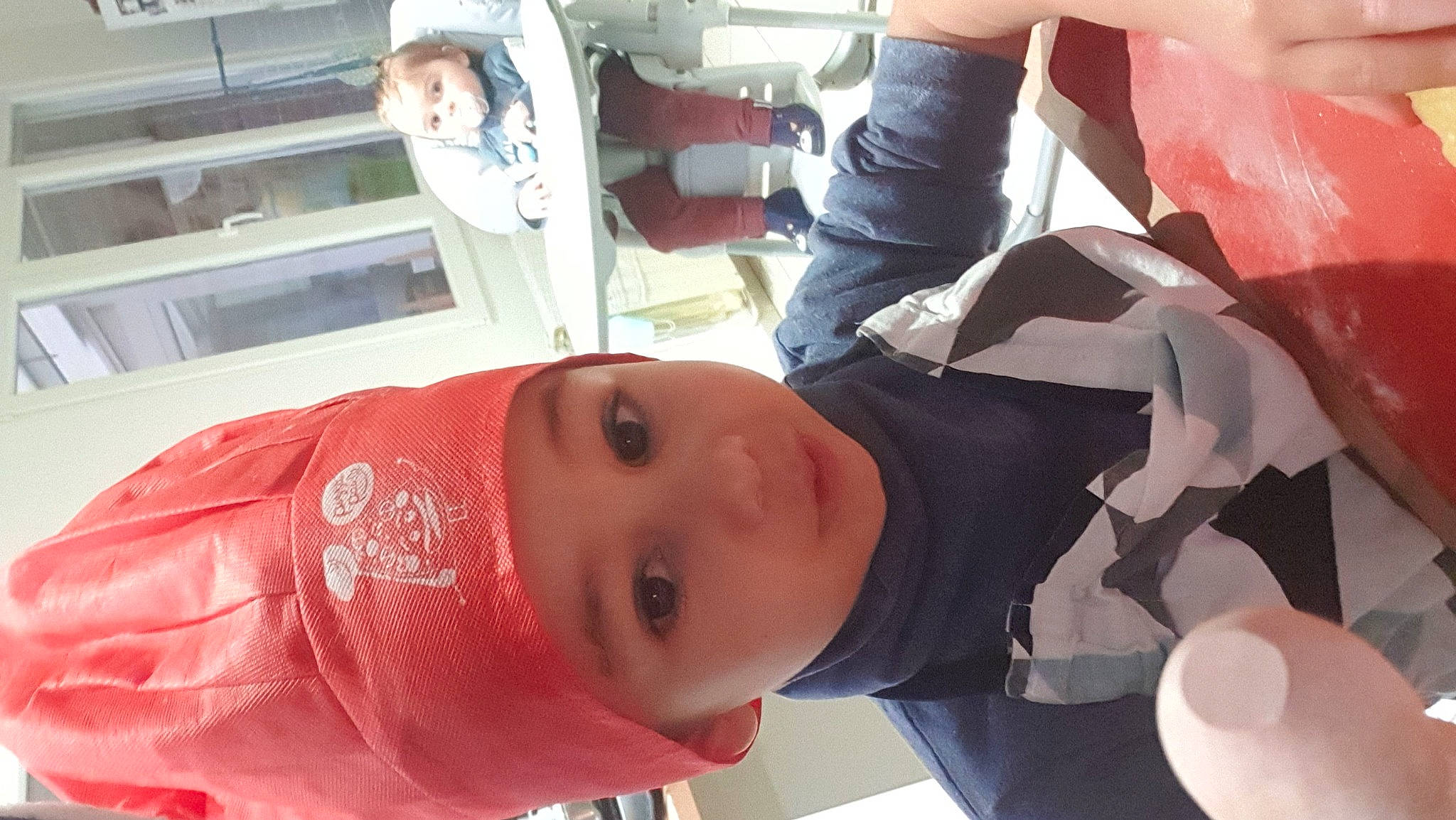 Adem a rejoint le concours — aidez-le/la à gagner de superbes lots ! baby, carmine, child, fun, hat, headwear, lamp, nose, person, red, snapshot, toddler, vacation, white
