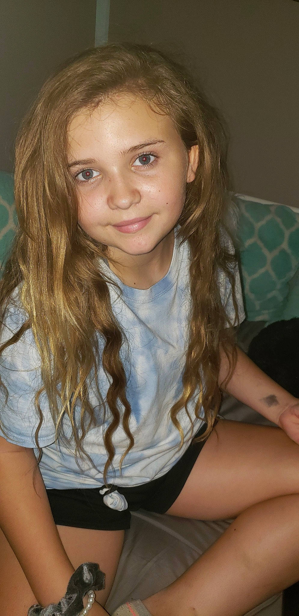 Bayleigh joined the competition — help win amazing prizes! beauty, blond, brown_hair, child_model, feathered_hair, hair, hair_coloring, hairstyle, layered_hair, long_hair, person, smile, surfer_hair