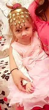 Aisa a rejoint le concours — aidez-le/la à gagner de superbes lots ! baby, beauty, cheek, child, child_model, ear, eye, face, finger, hand, head, headwear, human, lip, nose, person, pink, skin, smile, thumb