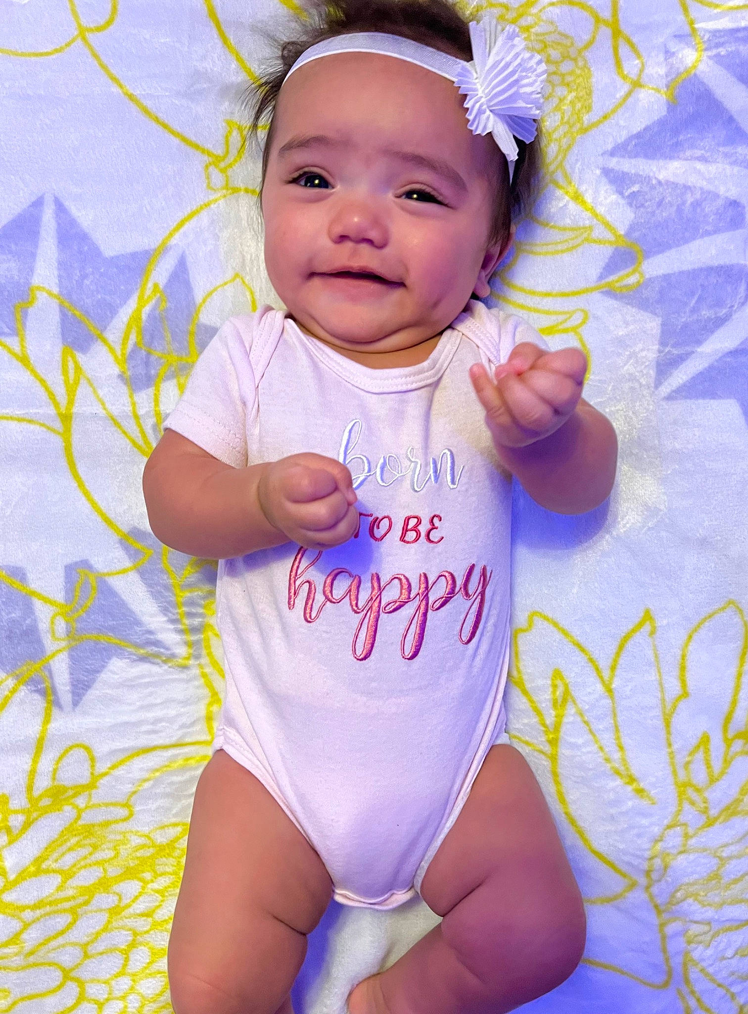 Jem is registered to the contest to win money with this photo: baby, baby_toddler_clothing, beauty, cap, child, cool, electric_blue, facial_expression, fun, happy, headband, headgear, pattern, people_in_nature, person, pink, sleeve, t_shirt, thigh, toddler