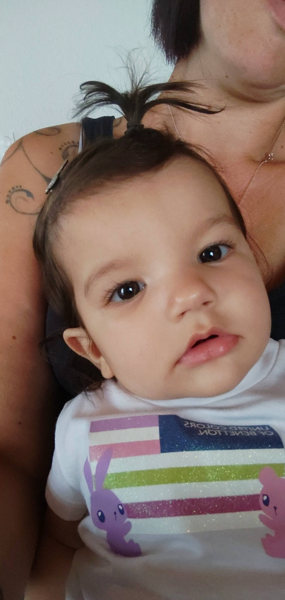 Ilyana participe au concours pour gagner de l'argent avec cette photo : baby_toddler_clothing, cheek, chin, ear, eye, eyebrow, eyelash, forehead, hairstyle, happy, headgear, iris, lip, mouth, neck, nose, organ, person, pink, skin