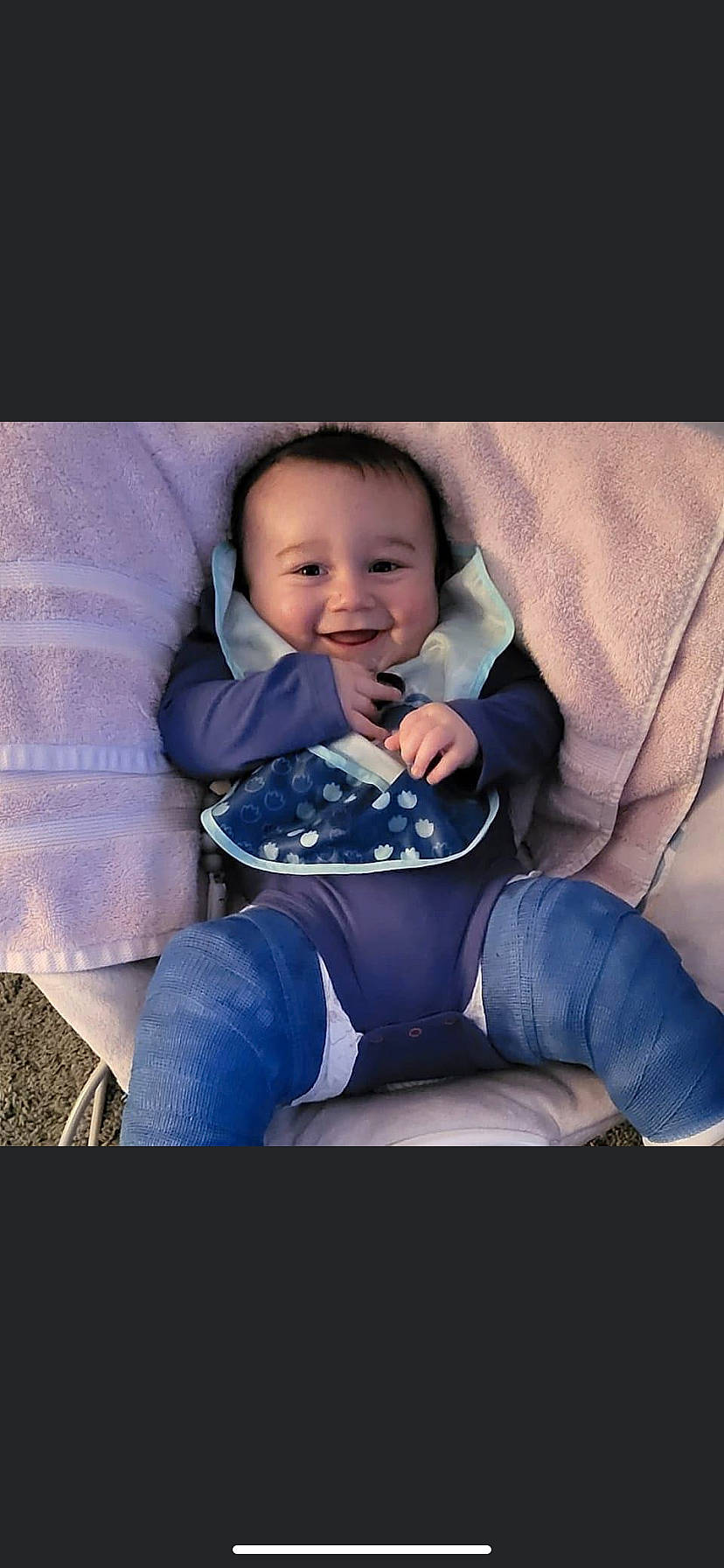 Santino is registered to the contest to win money with this photo: baby, baby_toddler_clothing, child, comfort, cool, denim, electric_blue, facial_expression, finger, flash_photography, happy, human_body, human_leg, joy, knee, person, sitting, sleeve, smile, t_shirt