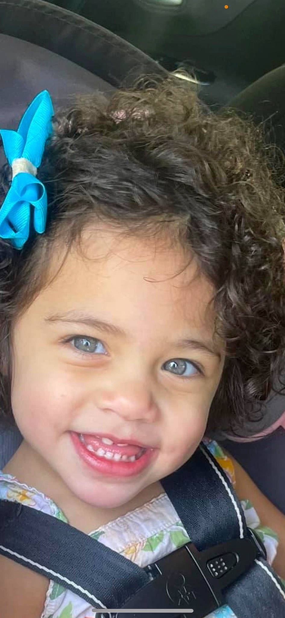 Maya is registered to the contest to win money with this photo: blue, cheek, chin, eyebrow, eyelash, face, facial_expression, flash_photography, forehead, hair, happy, iris, jaw, joy, lip, mouth, neck, nose, organ, person