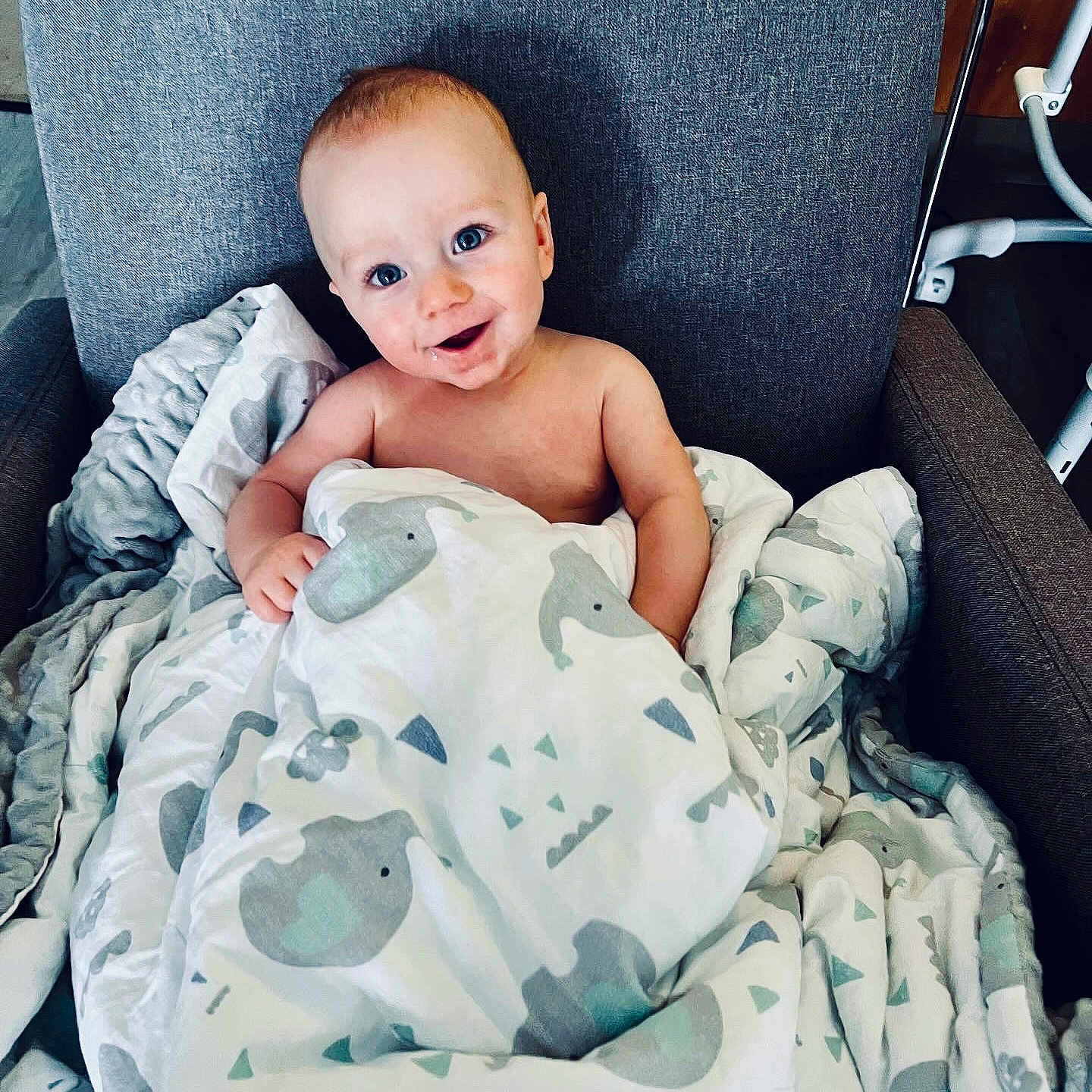 Ashton joined the competition — help win amazing prizes! baby, blanket, crib, cushion, face, furniture, happy, head, homedecor, infantbed, person, photography, portrait, quilt