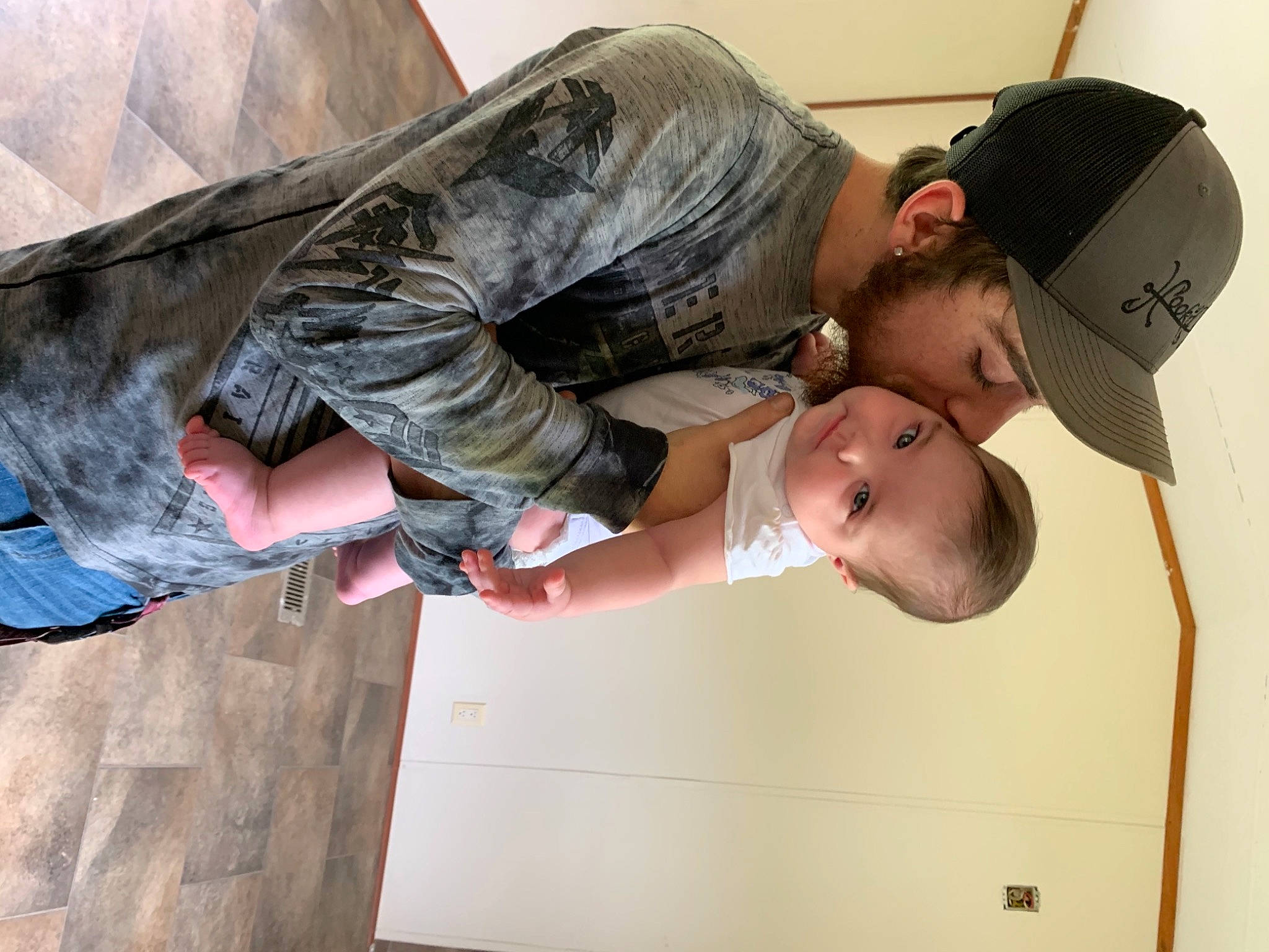 Loghyn joined the competition — help win amazing prizes! arm, baseball_cap, cap, comfort, denim, elbow, eyewear, fun, gesture, happy, headwear, joint, person, room, t_shirt, tree, vacation, wood