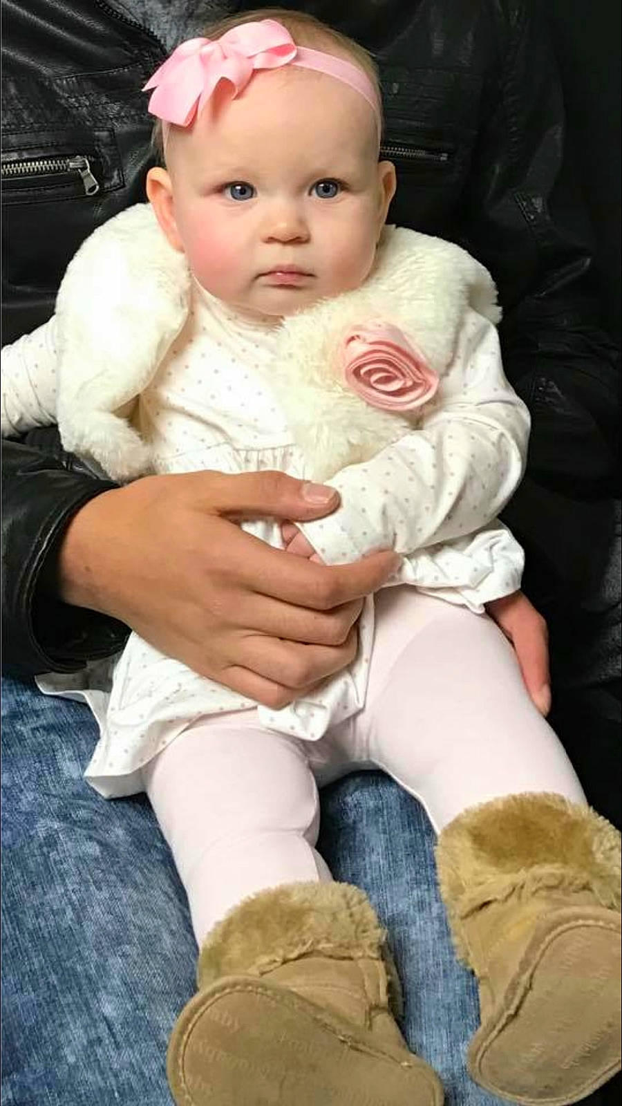 Cordelia is registered to the contest to win money with this photo: