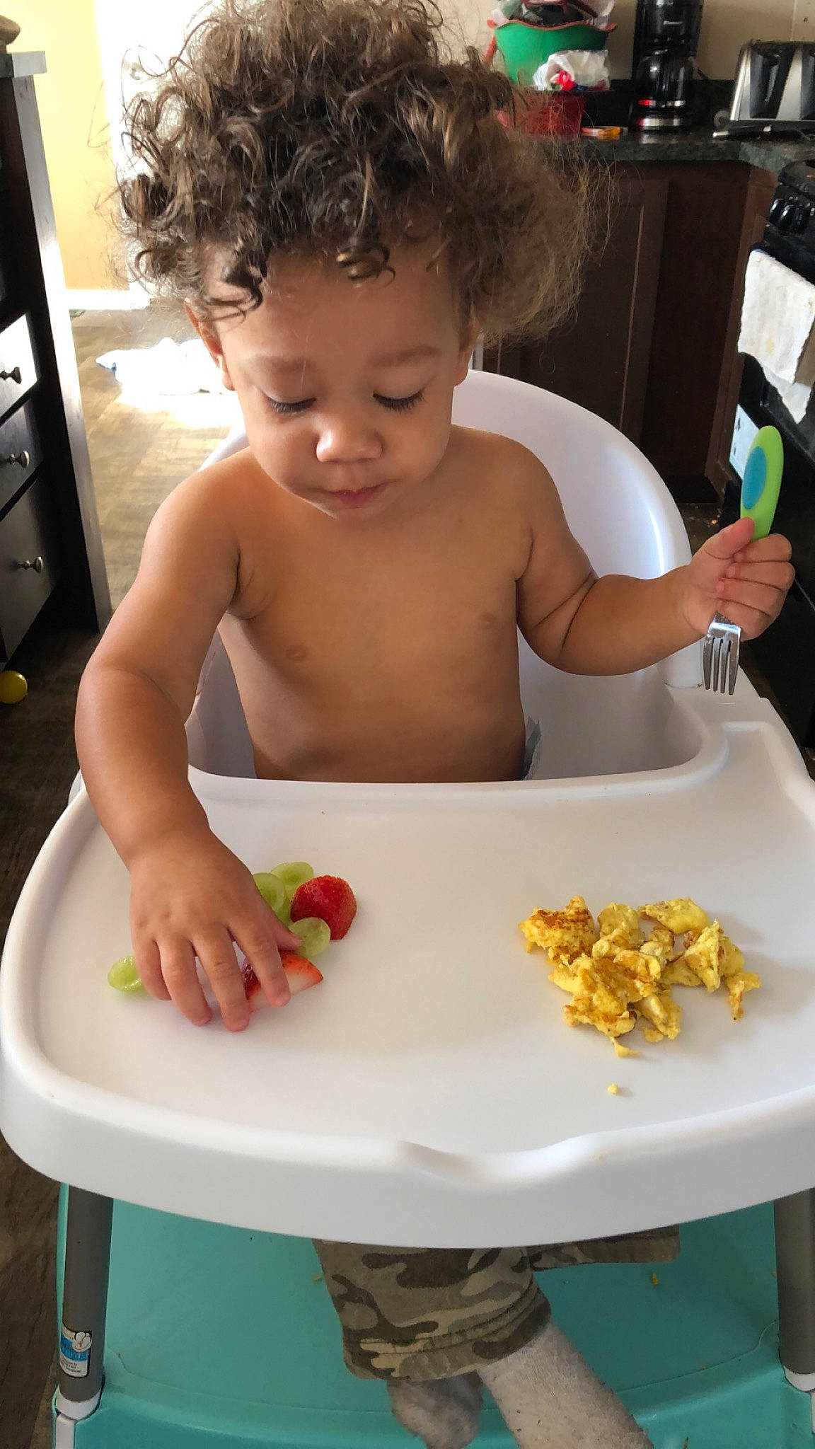 Darnell joined the competition — help win amazing prizes! baby_food, breakfast, child, comfort_food, cuisine, dish, eating, food, hand, meal, person, toddler, vegetarian_food
