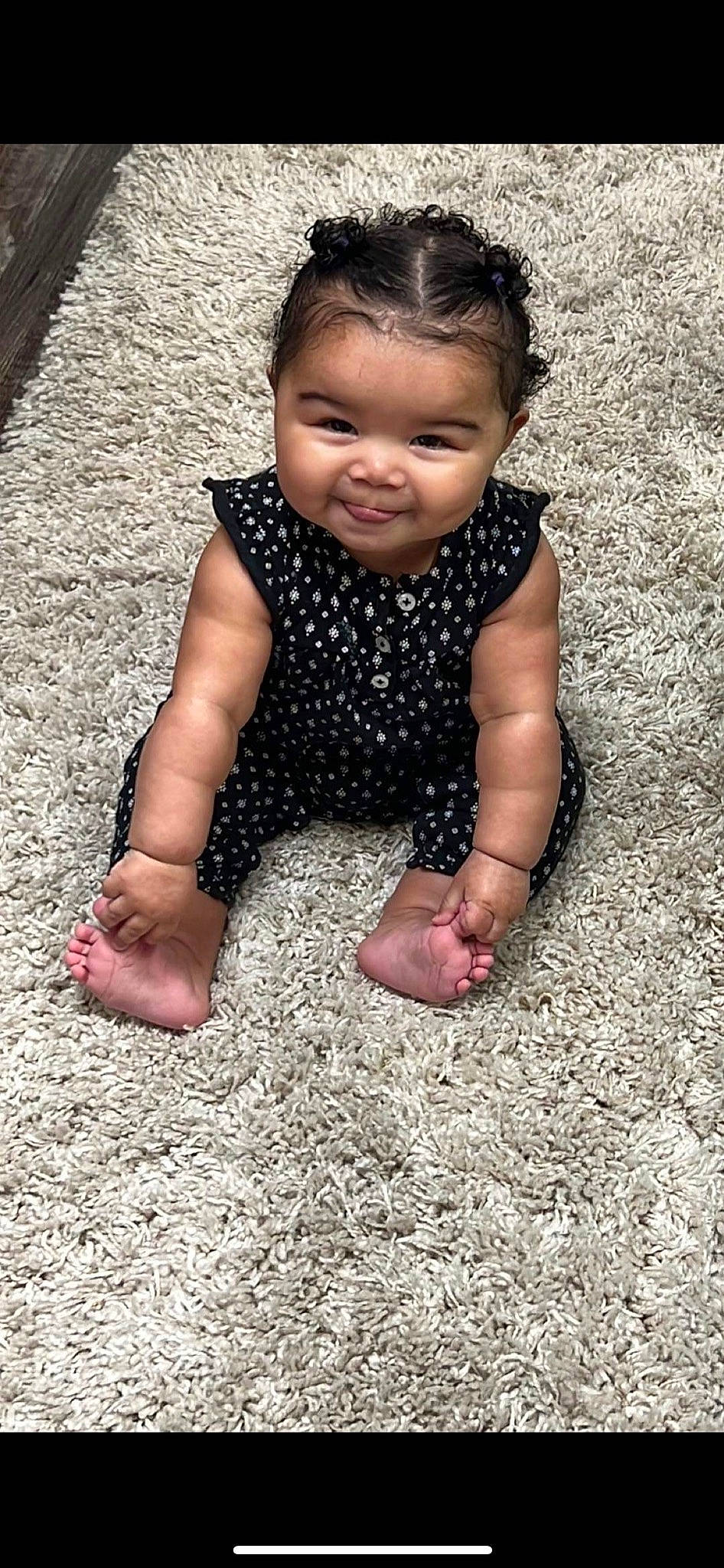 Kai is registered to the contest to win money with this photo: baby, child, dress, eye, facial_expression, finger, flooring, fun, gesture, grass, hand, happy, iris, mammal, people, people_in_nature, person, road_surface, skin, smile