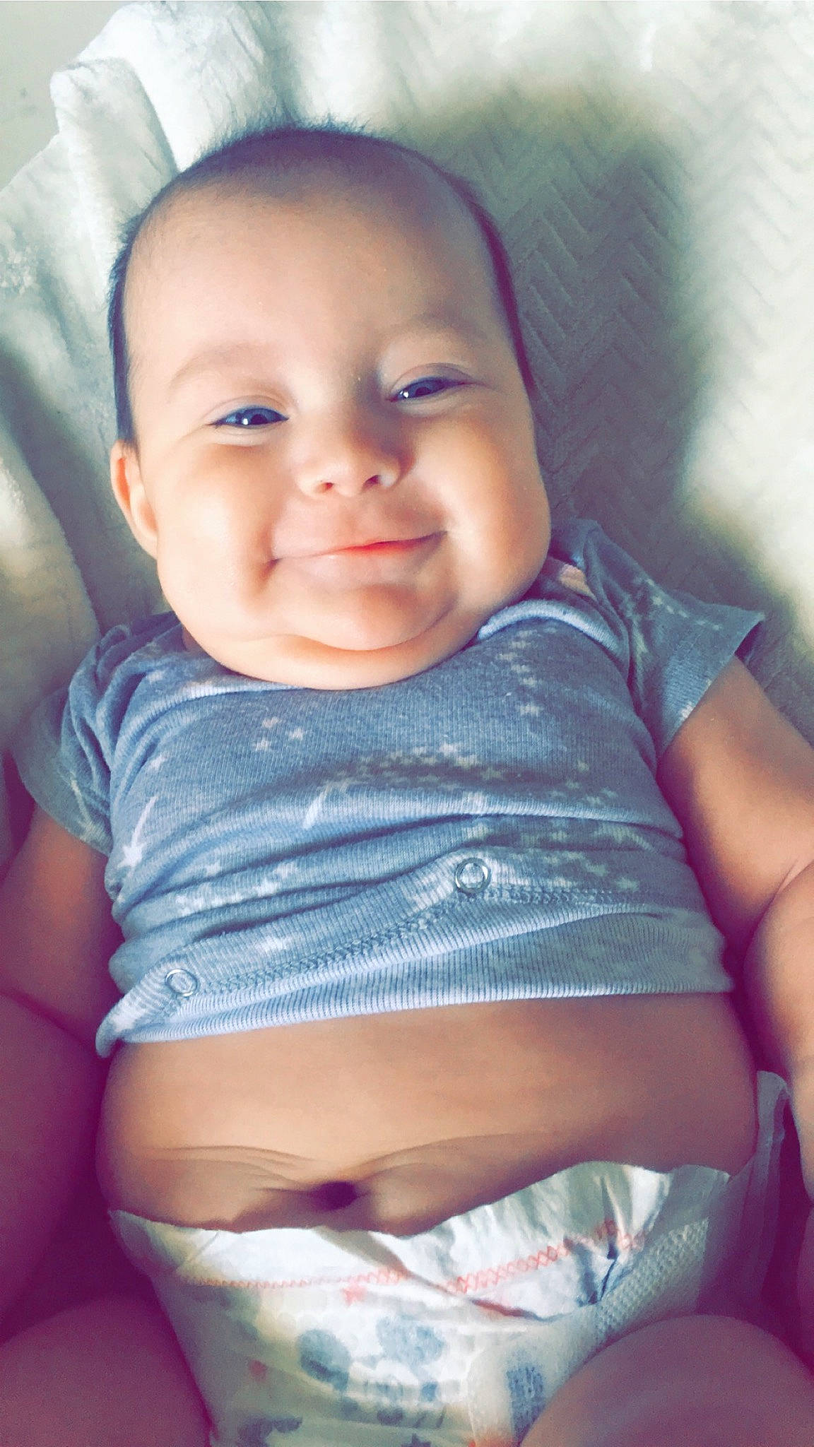 Rylah is registered to the contest to win money with this photo: abdomen, baby, beauty, cheek, child, chin, eye, face, facial_expression, fun, happy, head, joy, lip, mouth, nose, person, pink, skin, smile