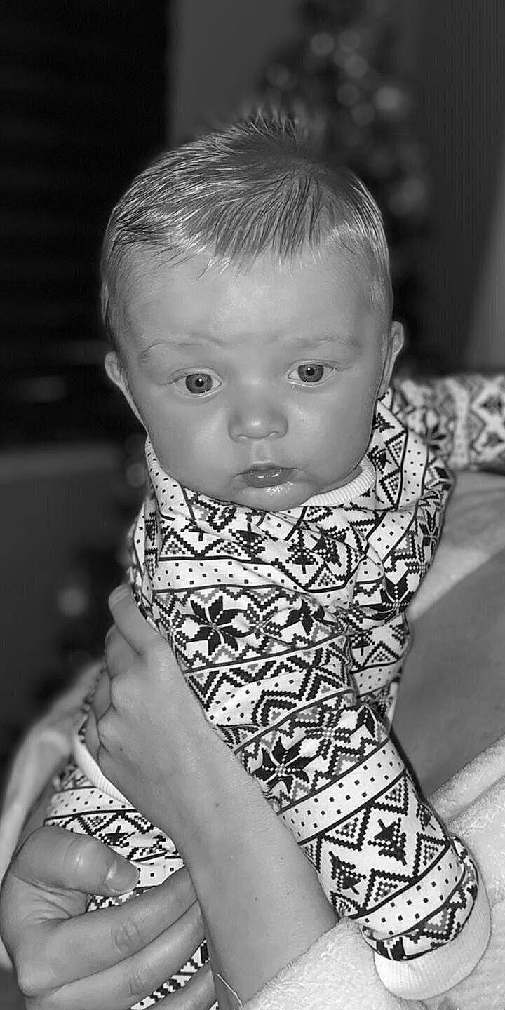 Kyro is registered to the contest to win money with this photo: arm, baby, baby_toddler_clothing, cheek, ear, eye, eyebrow, eyelash, face, flash_photography, hairstyle, happy, head, human_body, iris, lip, neck, nose, person, shoulder