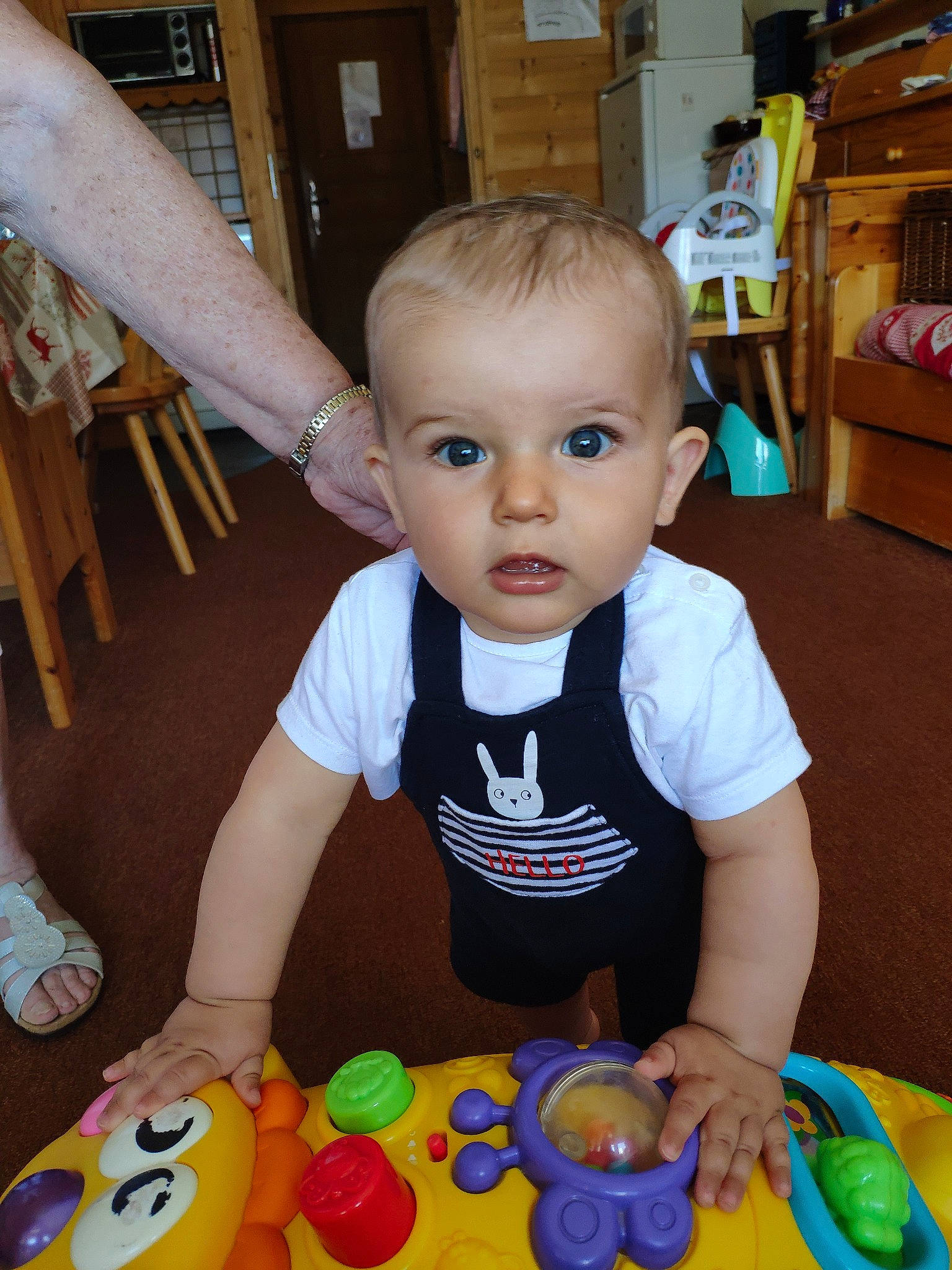 Lucas a rejoint le concours — aidez-le/la à gagner de superbes lots ! baby, baby_playing_with_toys, baby_products, baby_toys, cheek, child, eye, fun, iris, person, play, playset, surprise, toddler, toy