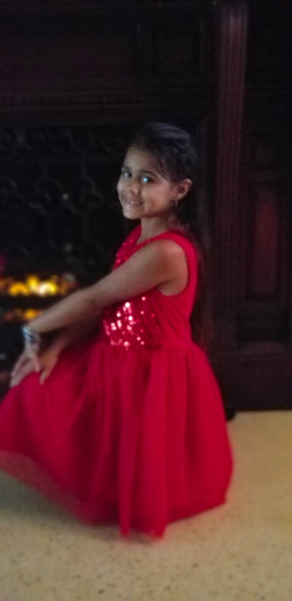 Leticia is registered to the contest to win money with this photo: ballet_tutu, beauty, child, cocktail_dress, dance, dancer, day, dress, formal_wear, fun, girl, gown, lady, leg, performance, performing_arts, person, red, shoulder, smile