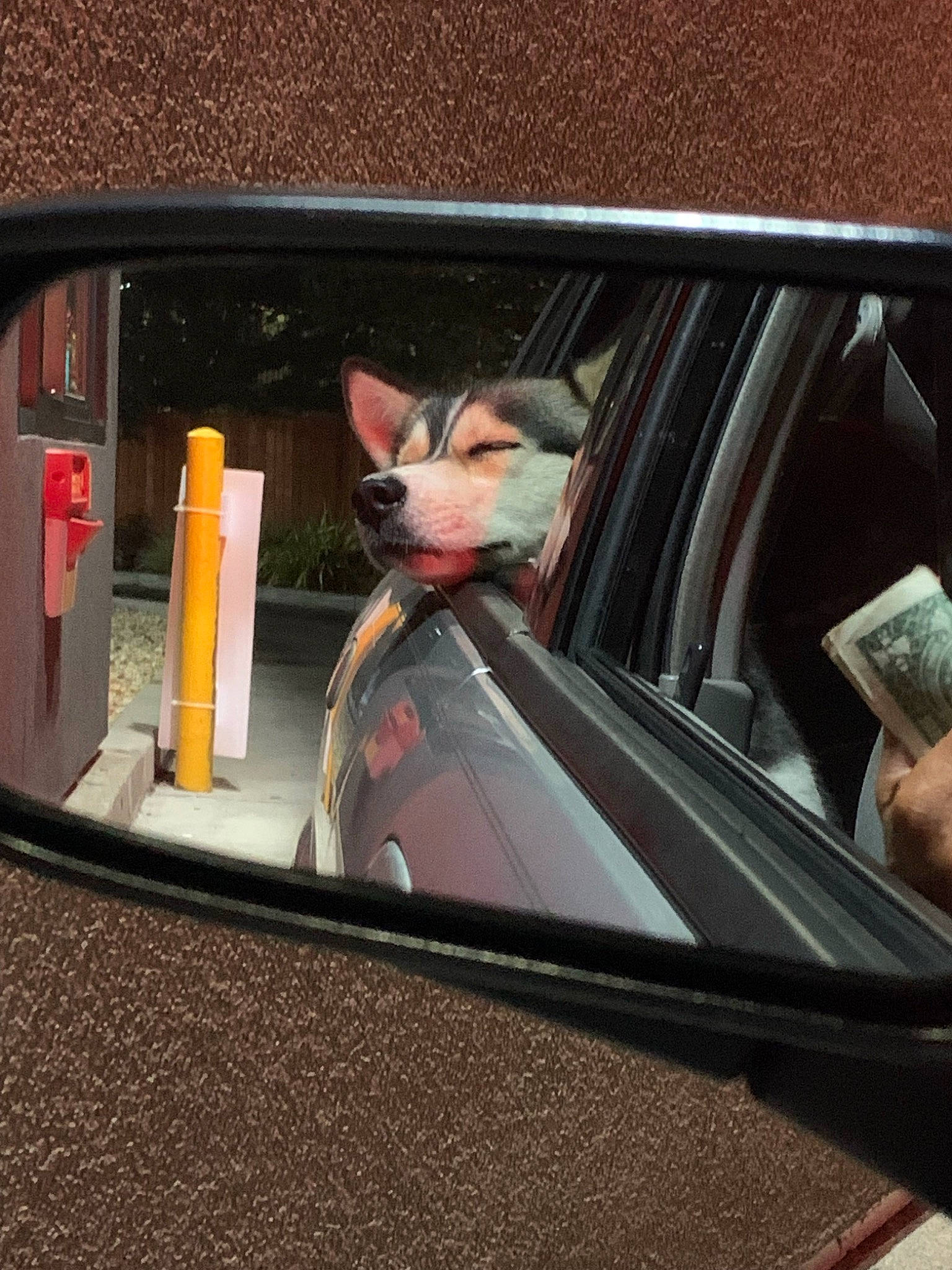 Zuka is registered to the contest to win money with this photo: auto_part, automotive_design, automotive_exterior, automotive_lighting, automotive_mirror, bumper, car, glass, hood, mode_of_transport, motor_vehicle, personal_luxury_car, rear_view_mirror, road, tints_and_shades, trunk, vehicle, vehicle_door, window, windscreen_wiper