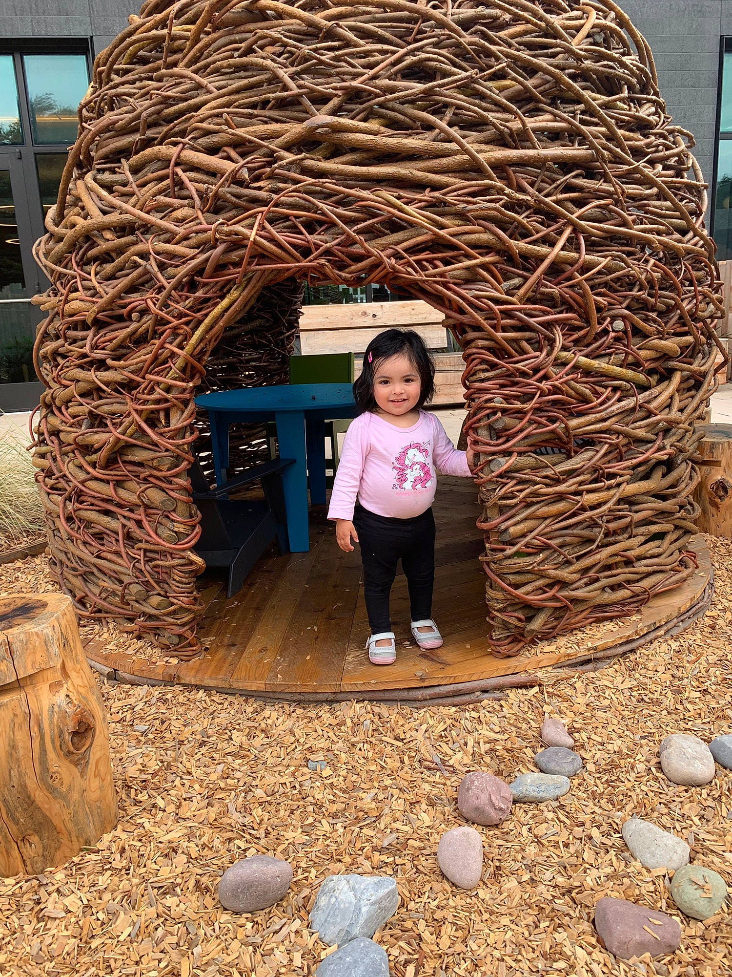 Yanira is registered to the contest to win money with this photo: adaptation, arch, architecture, art, child, environmental_art, fun, hut, joy, leisure, person, plant, sculpture, straw, tourism, tree, vacation, wood