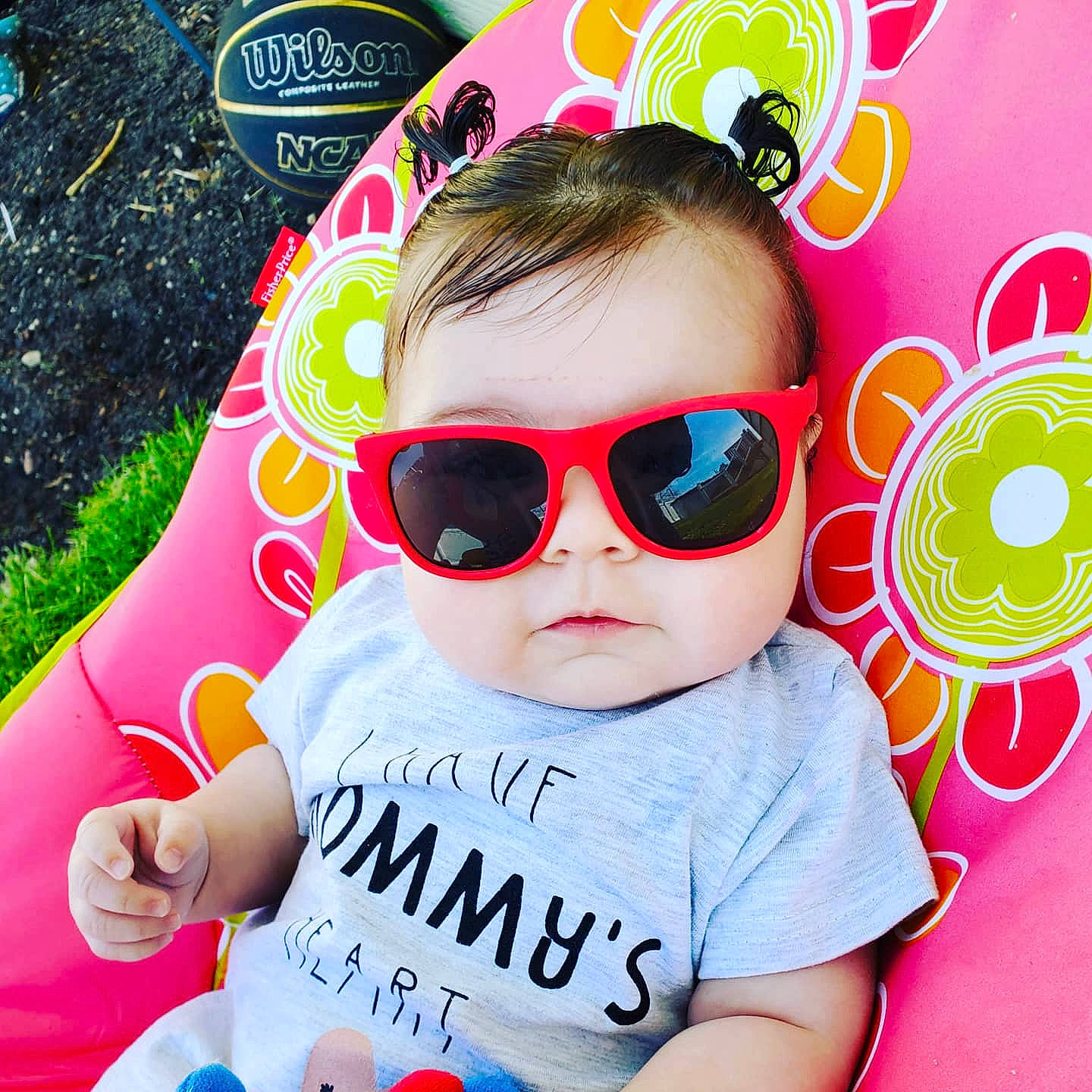 Eliana is registered to the contest to win money with this photo: baby, baby_products, baby_toddler_clothing, child, cool, eyewear, glasses, goggles, person, personal_protective_equipment, pink, shirt, summer, sunglasses, t_shirt, toddler, vision_care
