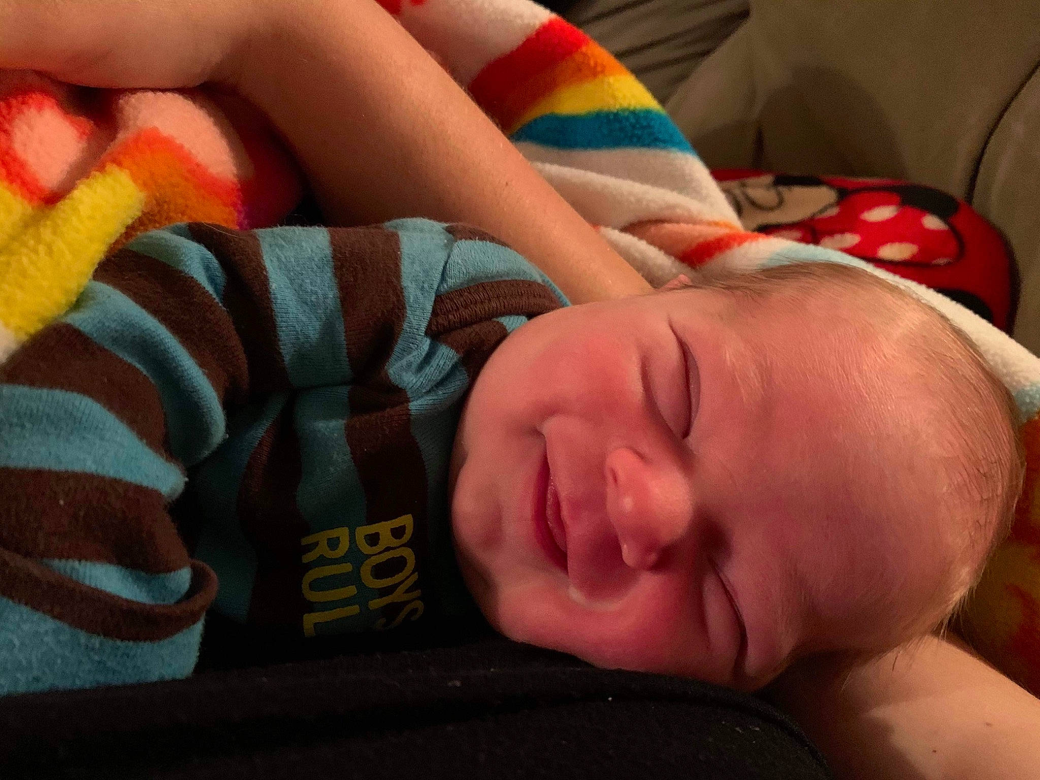 Alonzo Marcellus is registered to the contest to win money with this photo: arm, cheek, chin, comfort, eye, eyebrow, facial_expression, hand, human_body, lip, mammal, mouth, muscle, neck, nose, orange, person, skin, smile, textile