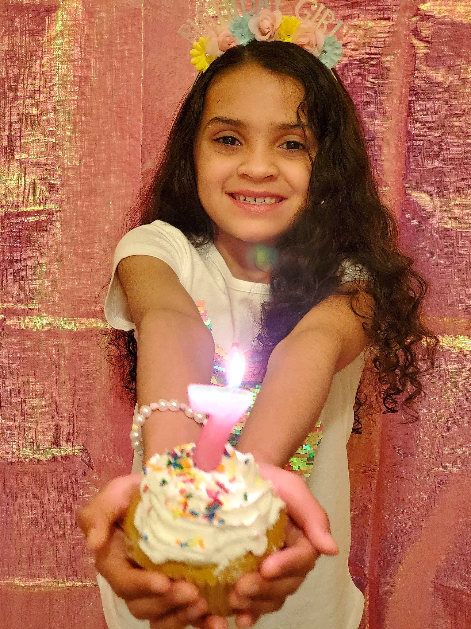 Assata is registered to the contest to win money with this photo: brown_hair, child, dessert, fawn, food, icing, joy, person, sweetness