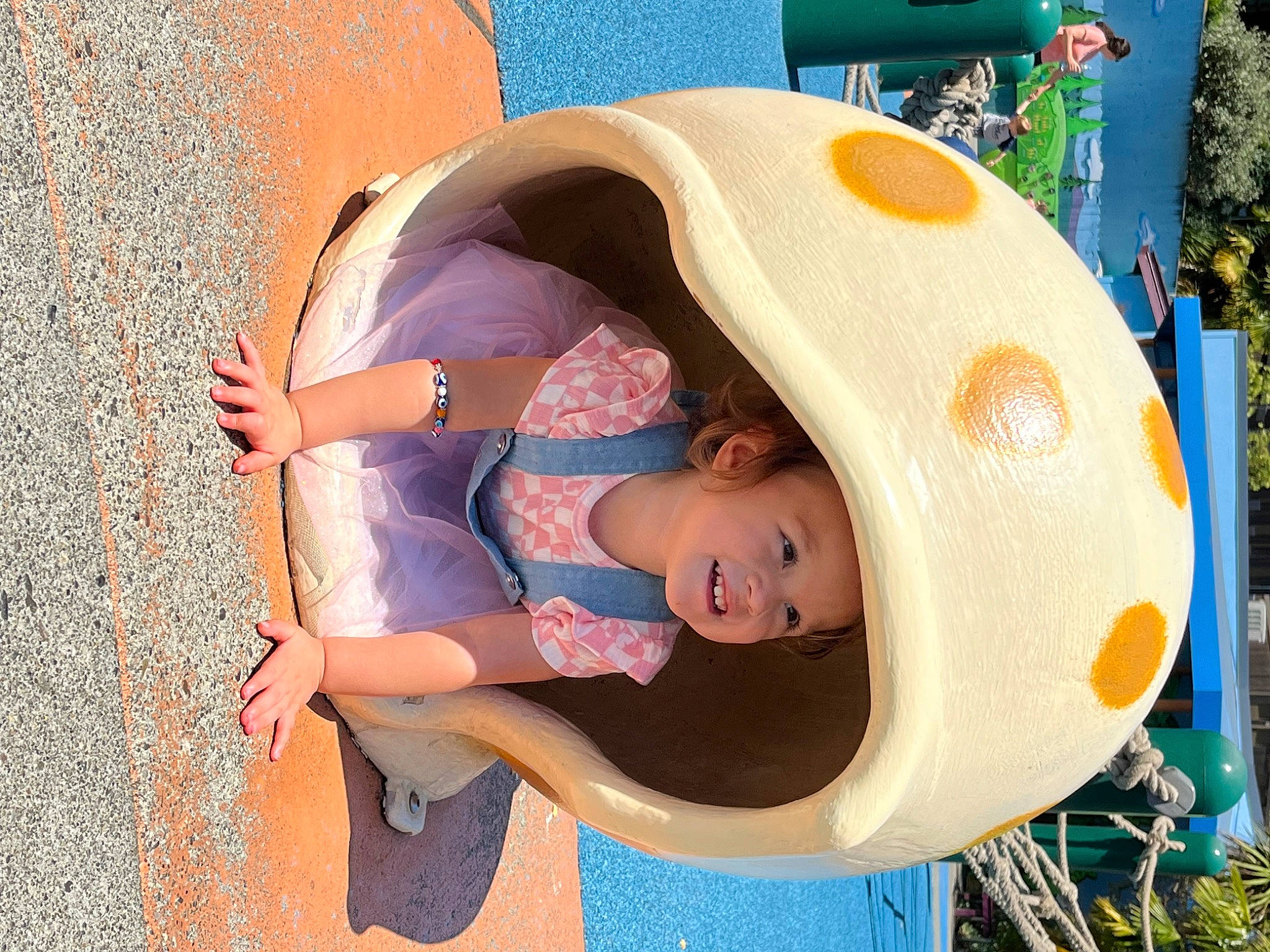 Angelique is registered to the contest to win money with this photo: baby, baby_products, baby_toddler_clothing, child, city, comfort, fun, grass, happy, hat, headgear, headwear, joy, leisure, people_in_nature, person, plant, play, recreation, sitting