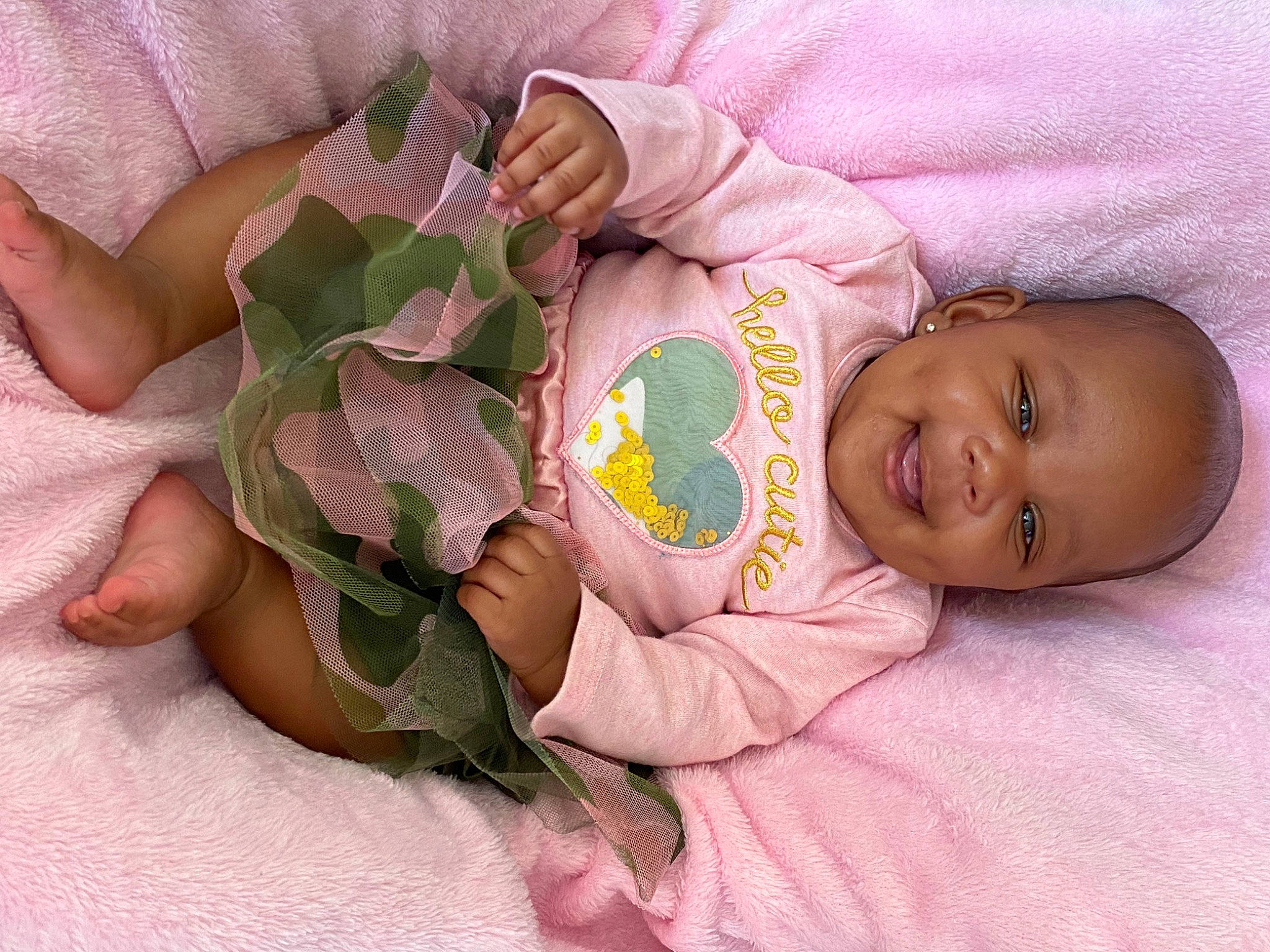 Ani is registered to the contest to win money with this photo: baby, baby_products, baby_safety, baby_sleeping, baby_toddler_clothing, bedtime, cheek, child, comfort, finger, hand, human_body, joy, linens, nail, person, skin, sleep, sleeve, smile