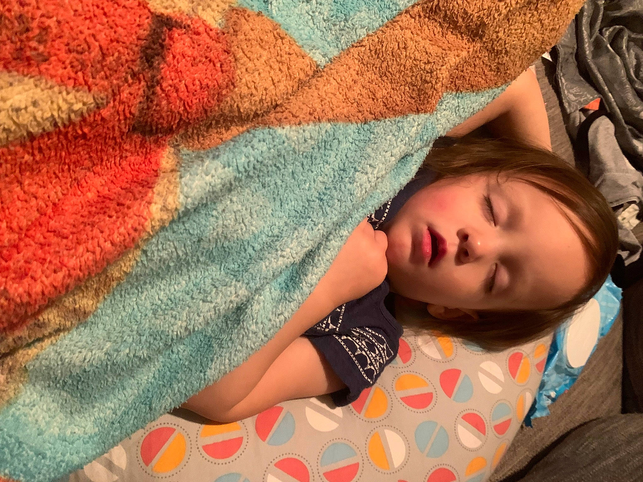 Averiee joined the competition — help win amazing prizes! arm, beauty, bedding, child, close_up, comfort, couch, eyelash, eyewear, grass, hand, linens, orange, pattern, person, plaid, plant, skin, textile, tree