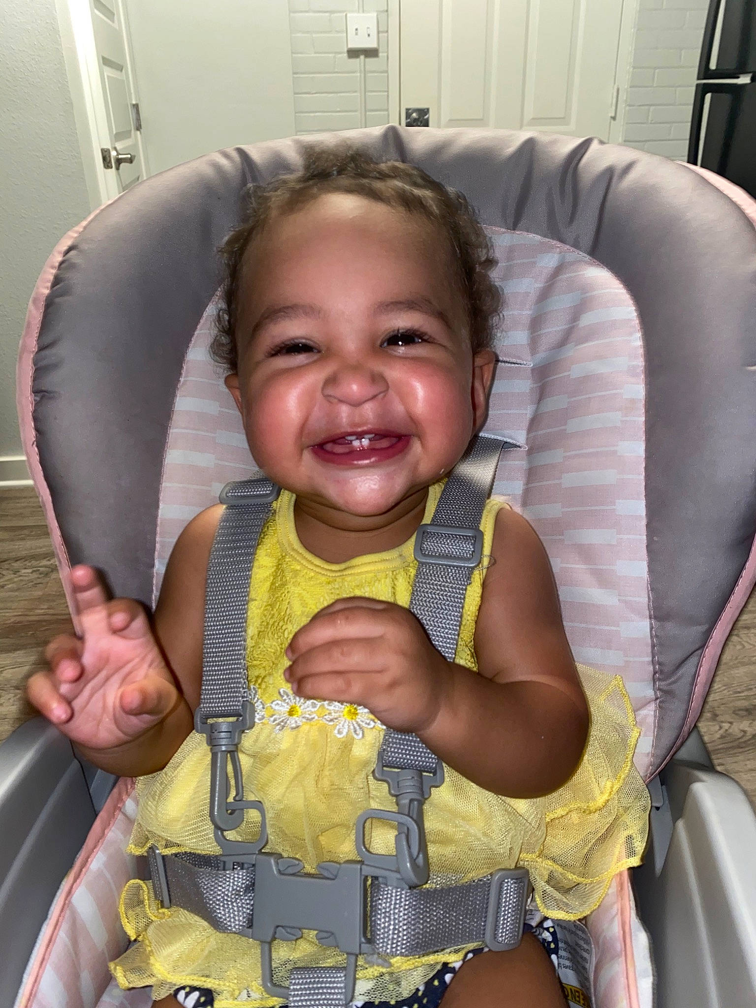 Amina is registered to the contest to win money with this photo: baby, baby_in_car_seat, car_seat, child, facial_expression, joy, person, skin, smile, toddler