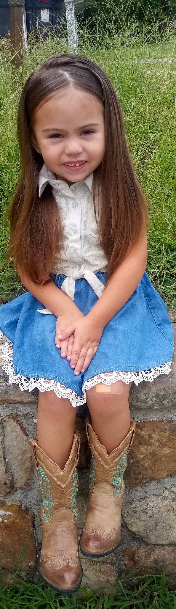 Athena is registered to the contest to win money with this photo: blond, brown_hair, child_model, clothing, denim, dress, fashion, human_leg, joy, lace, leg, long_hair, person, shorts, sitting, textile, thigh