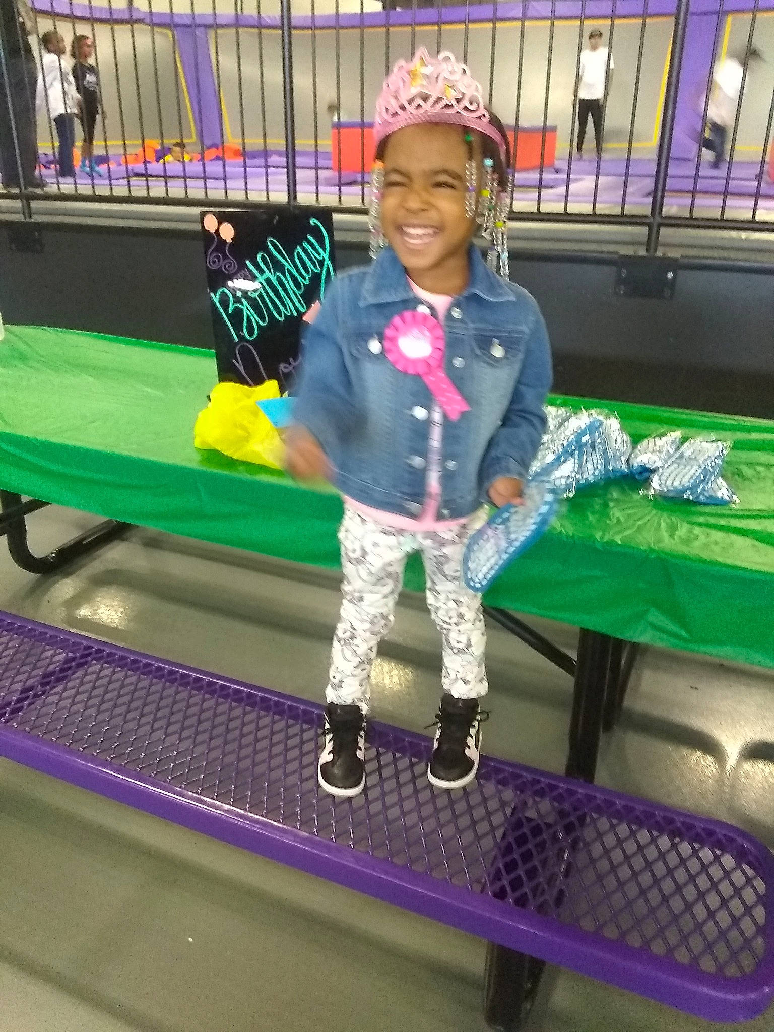 Nori is registered to the contest to win money with this photo: child, fun, joy, person, play