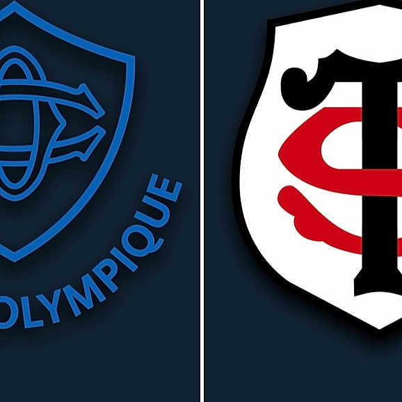 Jade participe au concours pour gagner de l'argent avec cette photo : badge, brand, carmine, crest, design, electric_blue, emblem, fashion_accessory, font, graphic_design, graphics, illustration, logo, pattern, product, sign, signage, sleeve, symbol, t_shirt