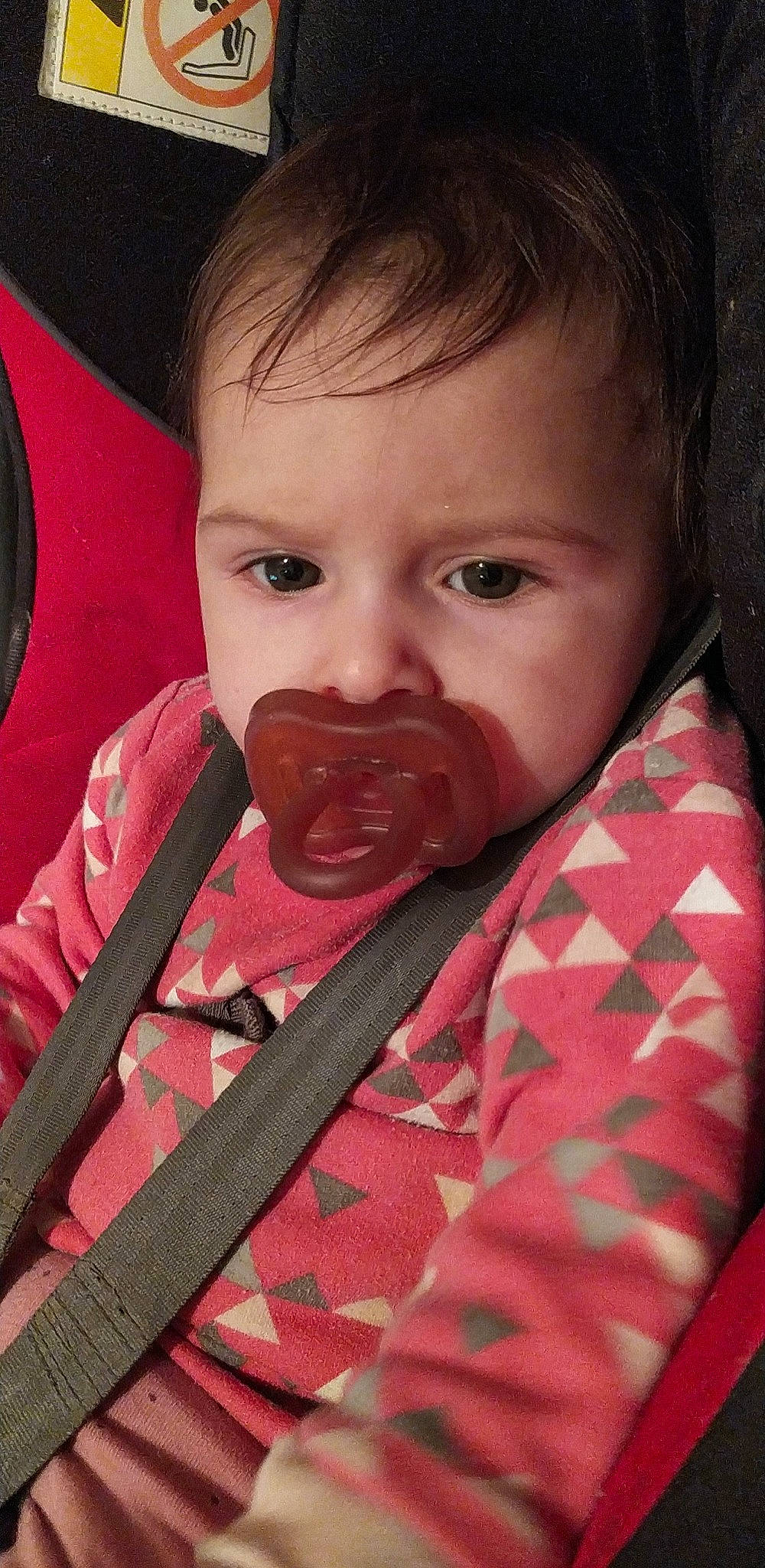 Soraya a rejoint le concours — aidez-le/la à gagner de superbes lots ! baby, cheek, chin, cool, ear, eyebrow, eyelash, face, facial_expression, finger, happy, human_body, lip, mouth, neck, nose, person, product, skin, sleeve