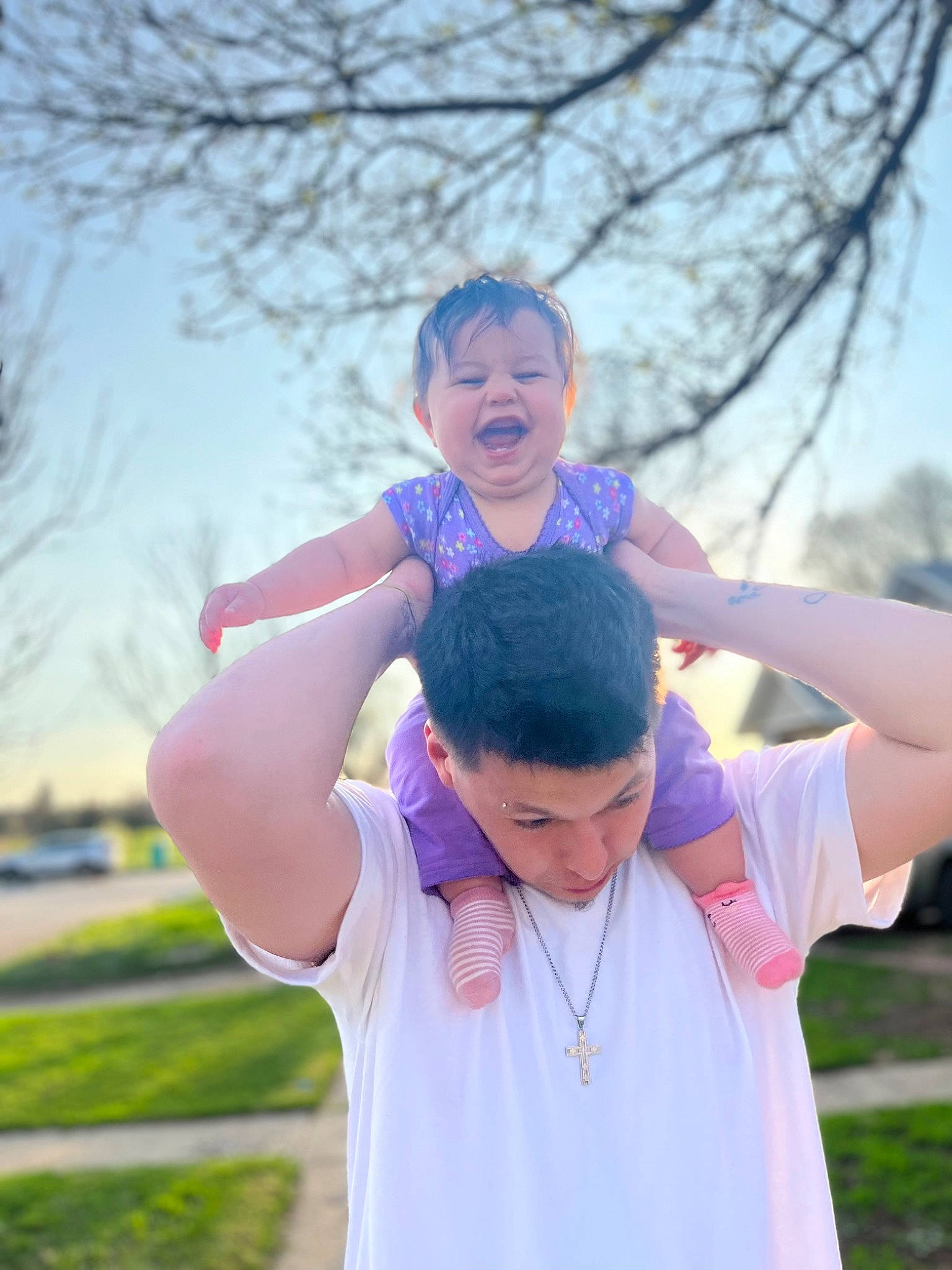 Teagan joined the competition — help win amazing prizes! arm, child, electric_blue, event, eyewear, fun, gesture, grass, happy, jewellery, leisure, magenta, necklace, person, pink, plant, recreation, sky, t_shirt, tree