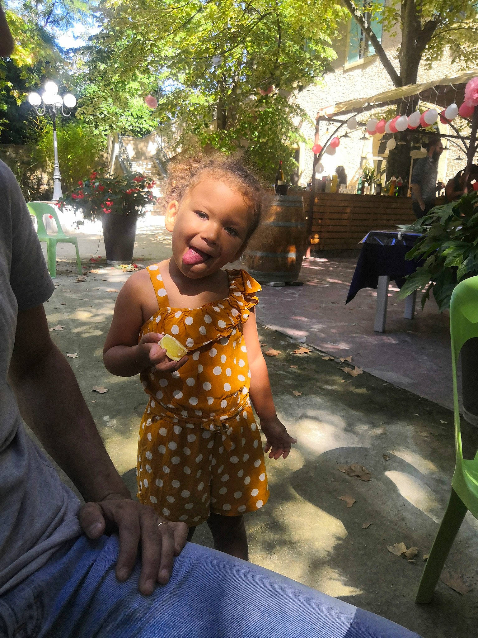 Moana a rejoint le concours — aidez-le/la à gagner de superbes lots ! adaptation, child, person, plant, smile, tree, vacation