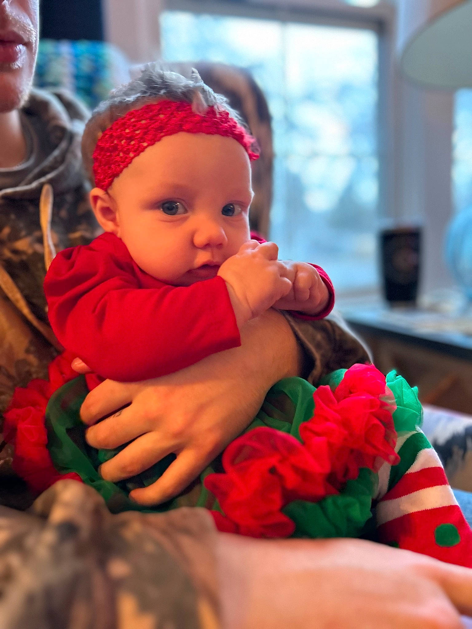 June Lee is registered to the contest to win money with this photo: baby, child, event, flower, flower_arranging, fun, happy, headwear, hybrid_tea_rose, magenta, person, petal, pink, room, rose, rose_order, sitting, skin, textile, toddler