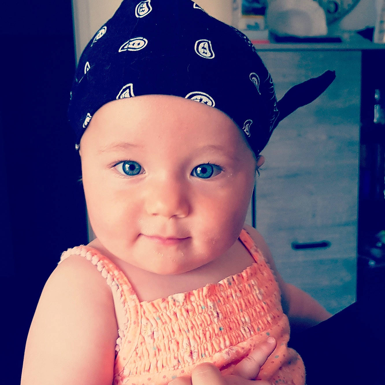 Elya participe au concours pour gagner de l'argent avec cette photo : baby, beanie, bonnet, cap, cheek, child, clothing, cool, costume_accessory, ear, eye, face, forehead, happy, hat, head, headgear, headwear, lip, nose