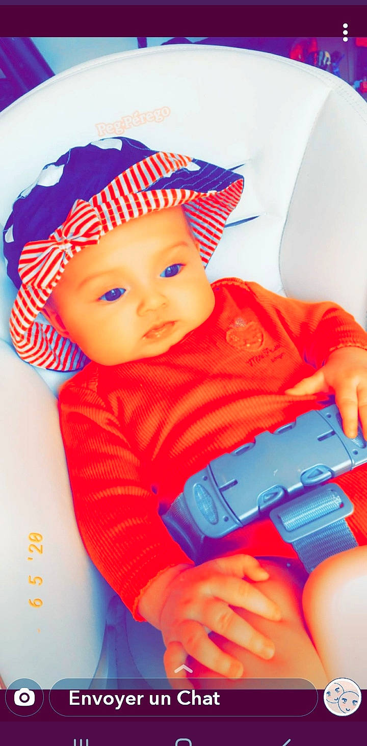 Myla a rejoint le concours — aidez-le/la à gagner de superbes lots ! baby, baby_products, baby_toddler_clothing, child, headgear, headwear, person, product, toddler