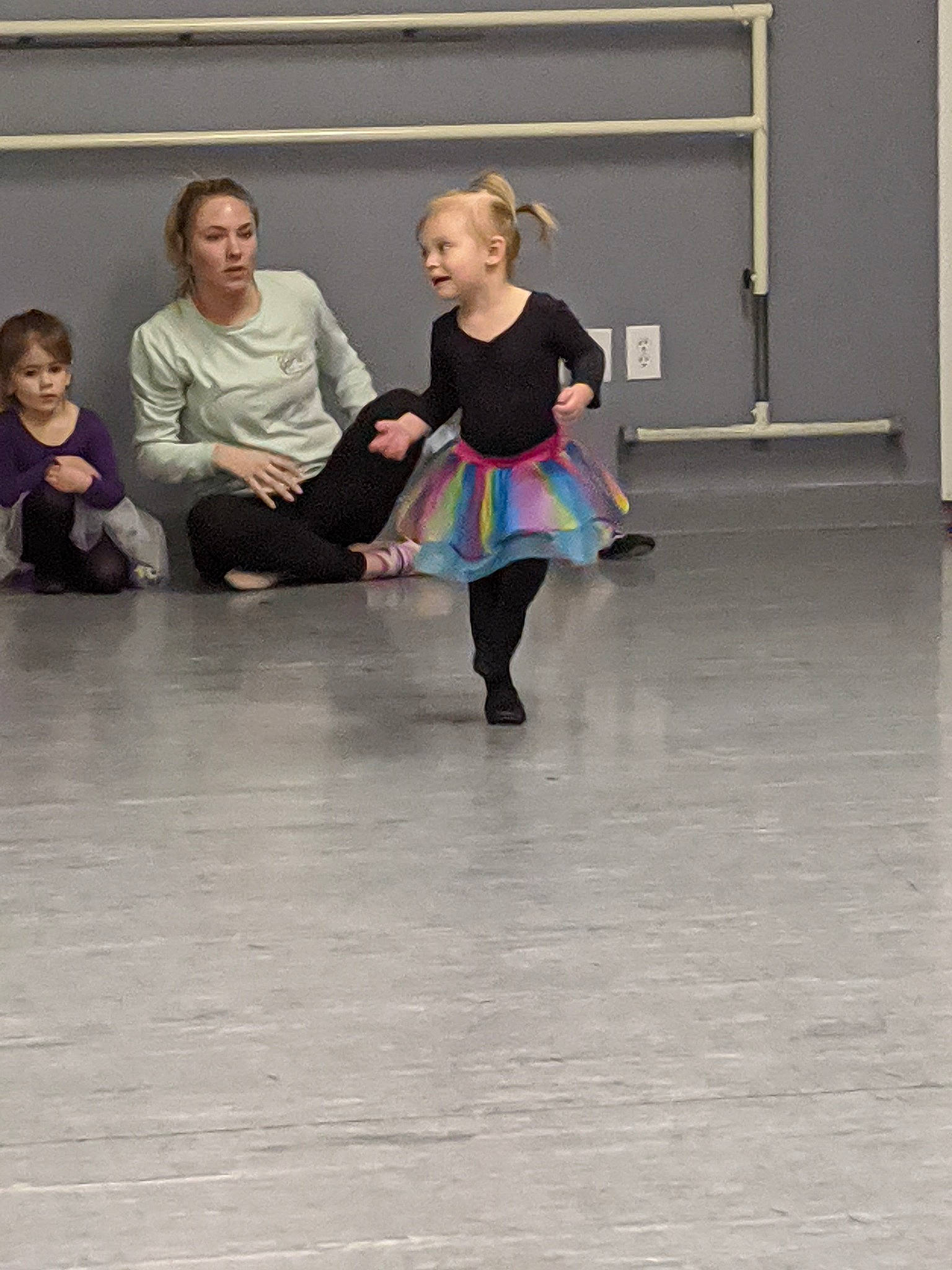 Jazmine is registered to the contest to win money with this photo: choreography, dance, dancer, event, floor, flooring, footwear, performance, performing_arts, person