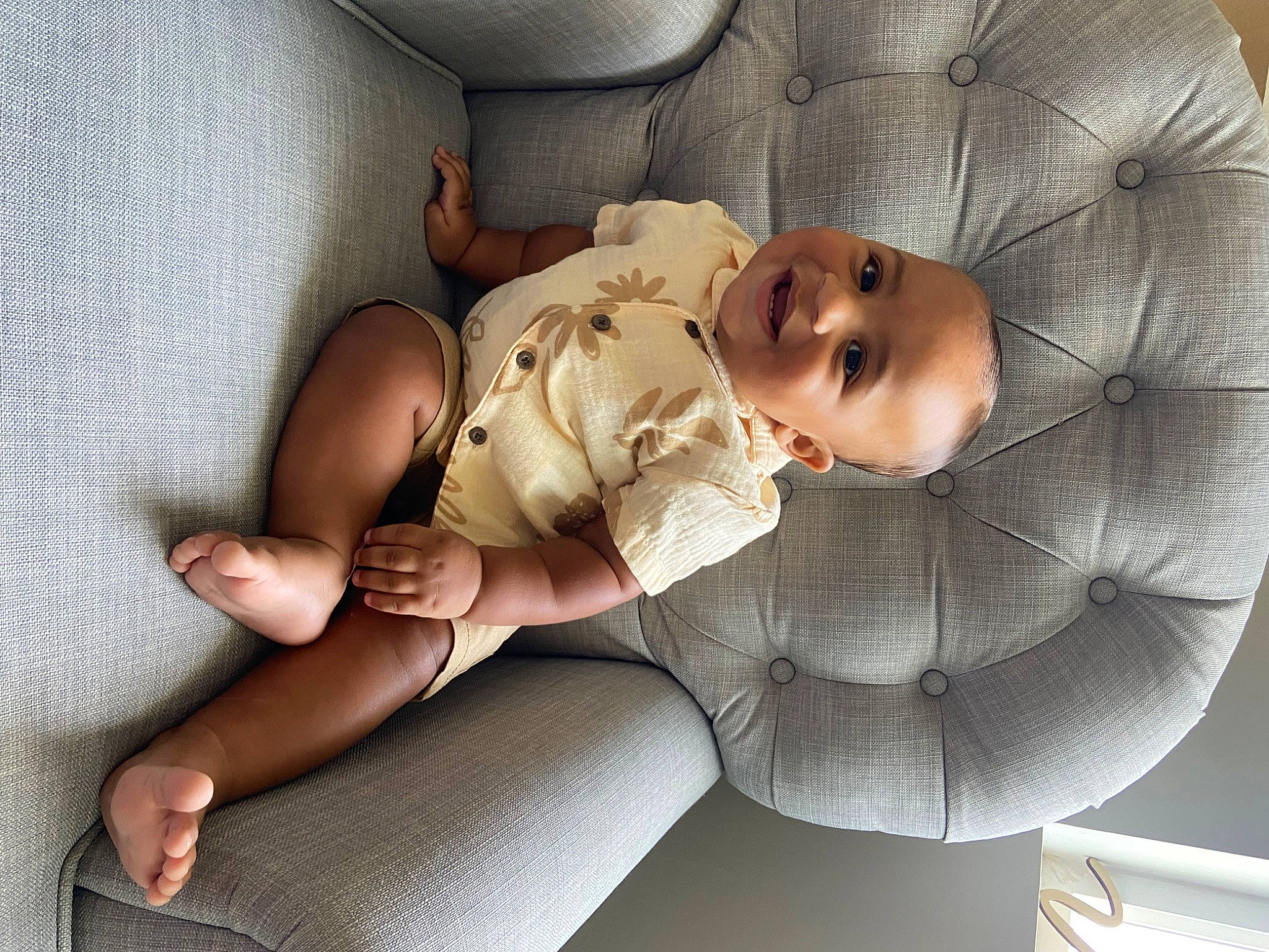 Vincenzo is registered to the contest to win money with this photo: baby, baby_products, baby_sleeping, baby_toddler_clothing, cheek, child, comfort, finger, foot, hand, human_leg, joint, joy, knee, linens, mouth, person, sitting, skin, thigh