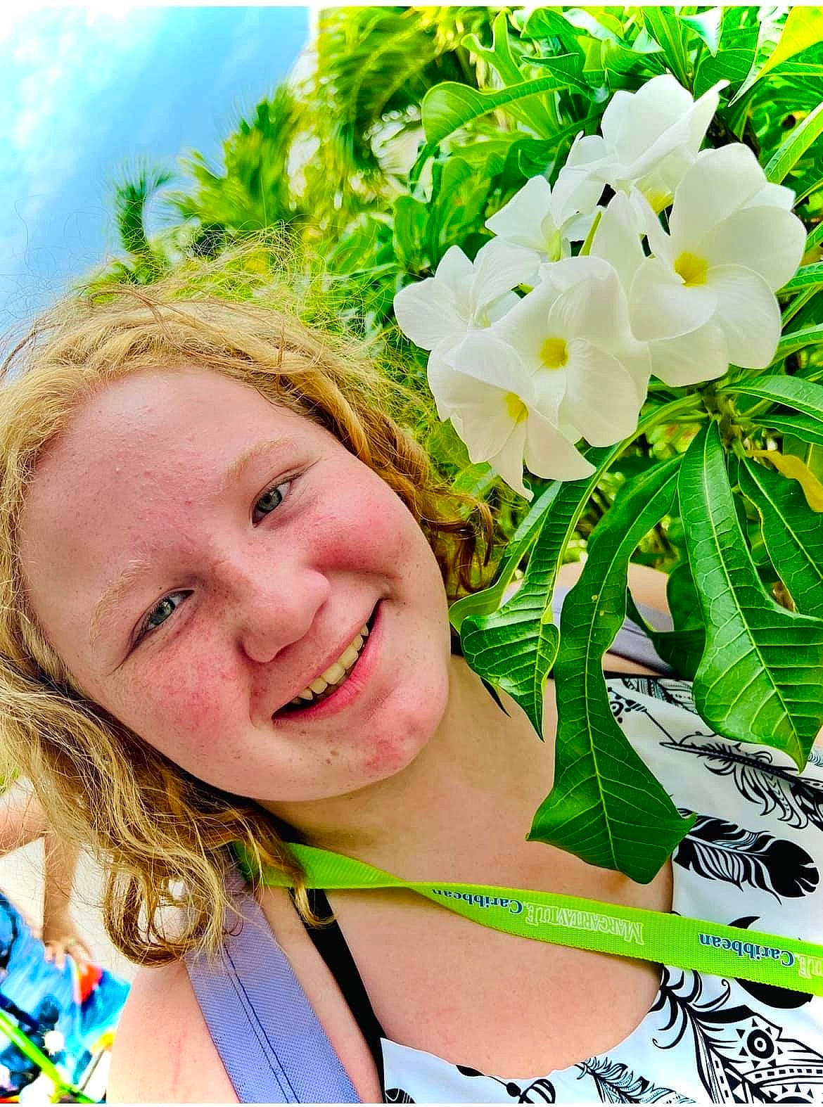 Jocelynne joined the competition — help win amazing prizes! beauty, bouquet, cut_flowers, event, floral_design, floristry, flower, flower_arranging, flowering_plant, fun, grass, happy, joy, laugh, leisure, people_in_nature, person, petal, plant, smile