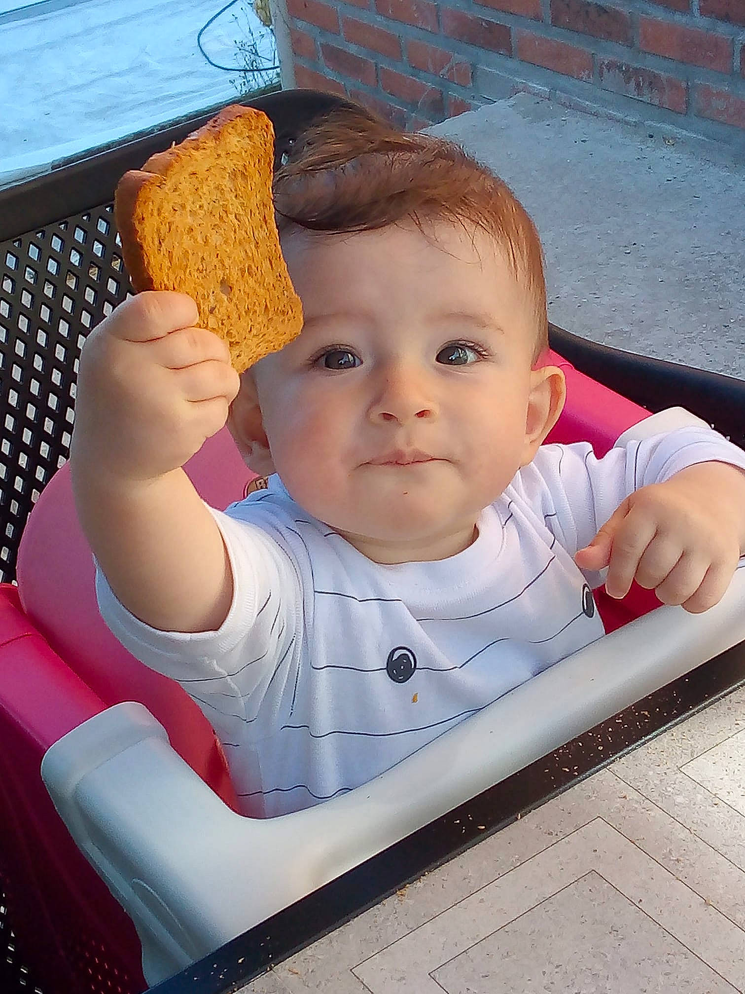 Vincenzo a rejoint le concours — aidez-le/la à gagner de superbes lots ! baby, child, leisure, person, product, toddler