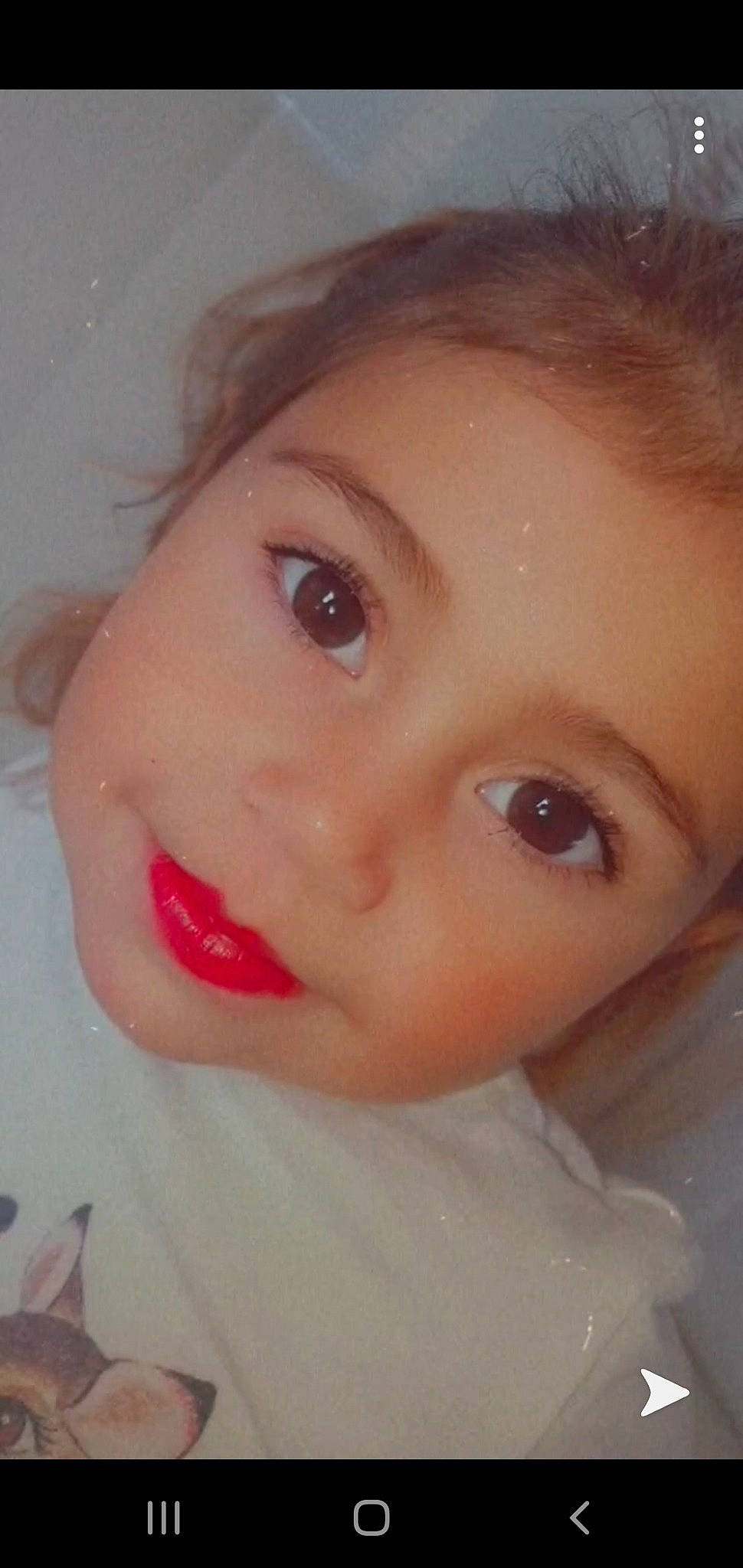 Hayley a rejoint le concours — aidez-le/la à gagner de superbes lots ! beauty, cheek, child, chin, close_up, eye, eyebrow, eyelash, face, forehead, hair, head, iris, jaw, lip, material_property, mouth, nose, person, selfie