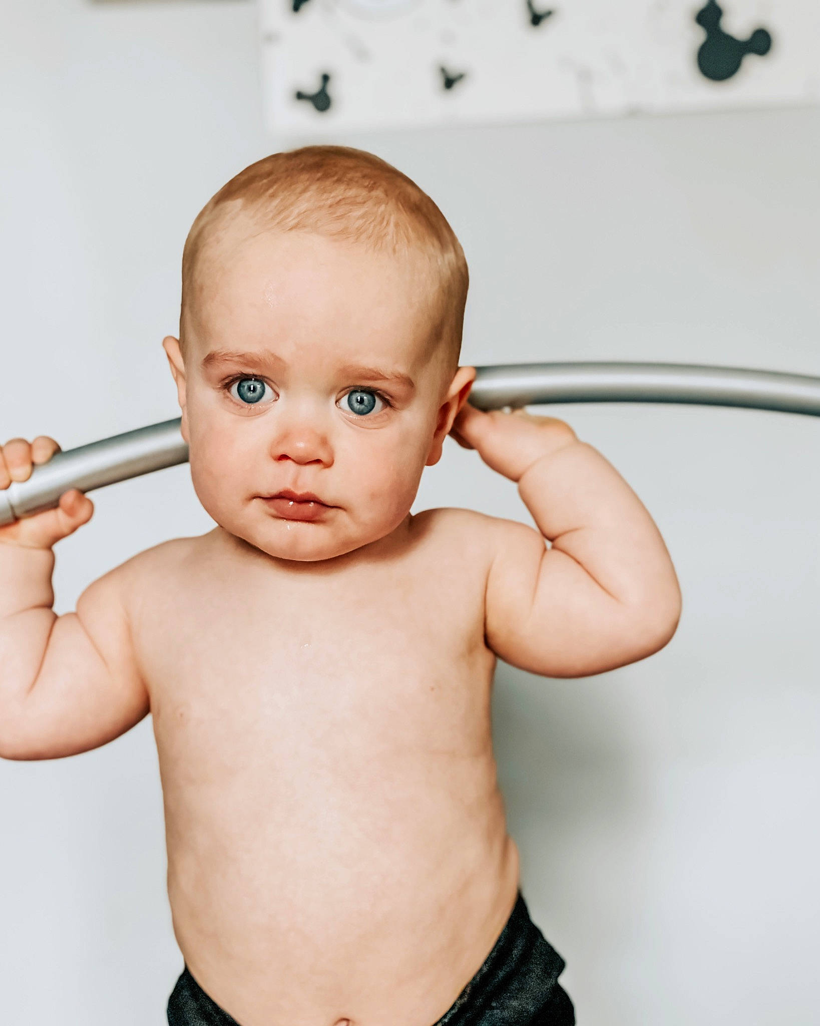 Kaius is registered to the contest to win money with this photo: abdomen, baby, cheek, chest, child, elbow, eyebrow, eyelash, finger, hand, joint, lip, muscle, neck, organ, person, shoulder, skin, stomach, toddler