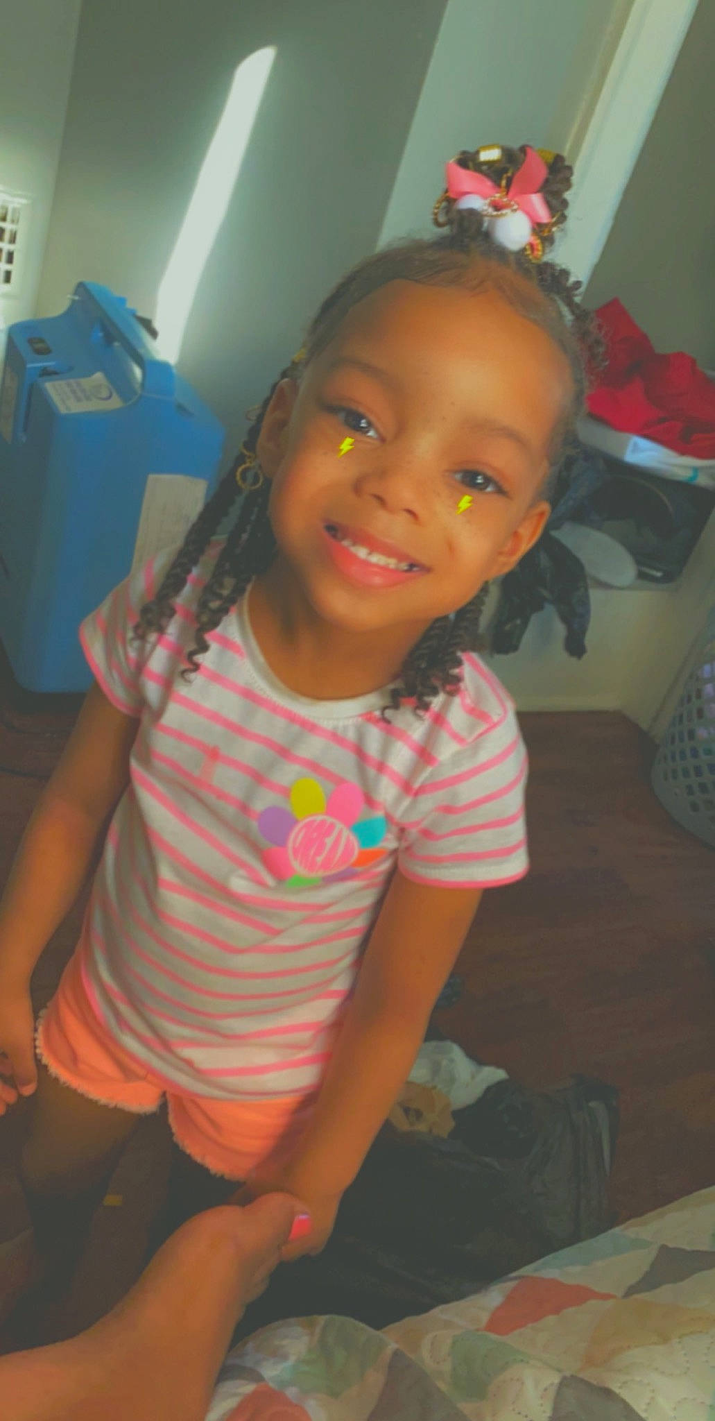 Kassidy is registered to the contest to win money with this photo: baby_toddler_clothing, cheek, child, cool, hair_accessory, headband, joy, nail, person, pink, sandal, thigh, throat, toddler, tooth