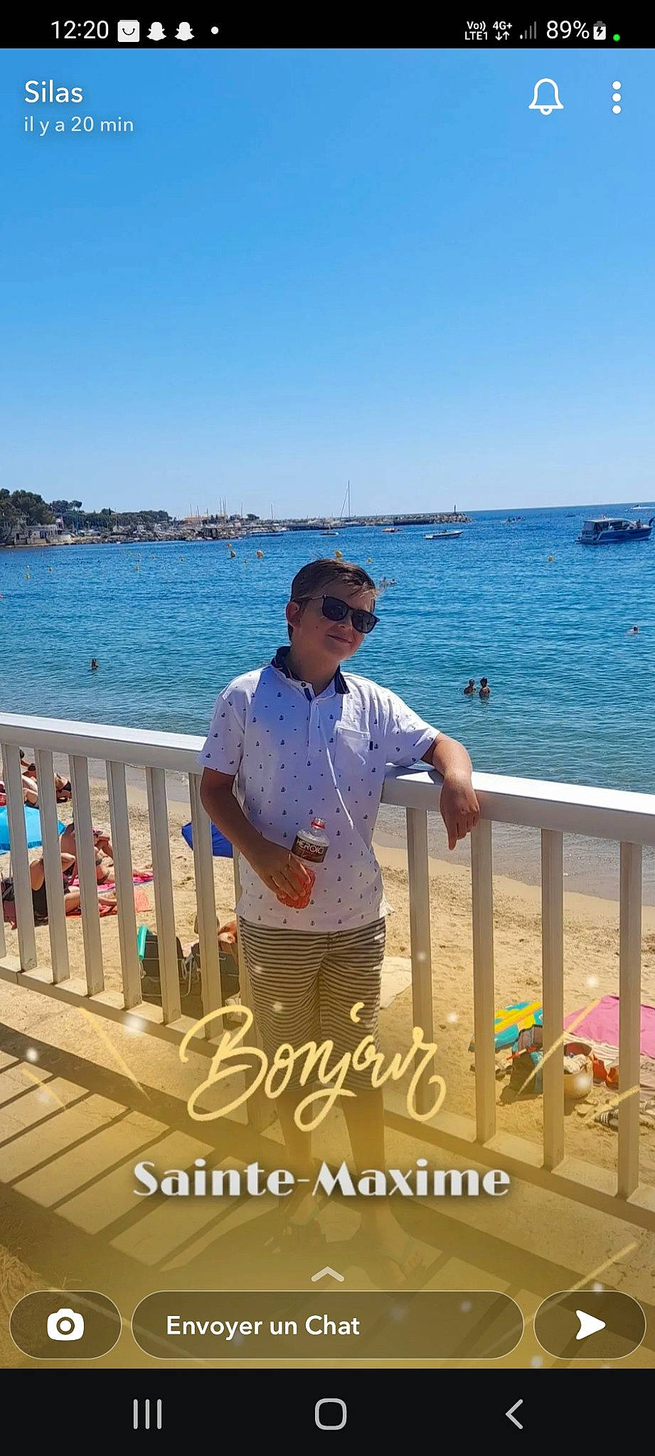 Ethan a rejoint le concours — aidez-le/la à gagner de superbes lots ! beach, chair, coast, fence, fun, handrail, hat, horizon, joy, lake, leisure, ocean, person, shore, shorts, sky, summer, sunglasses, t_shirt, travel