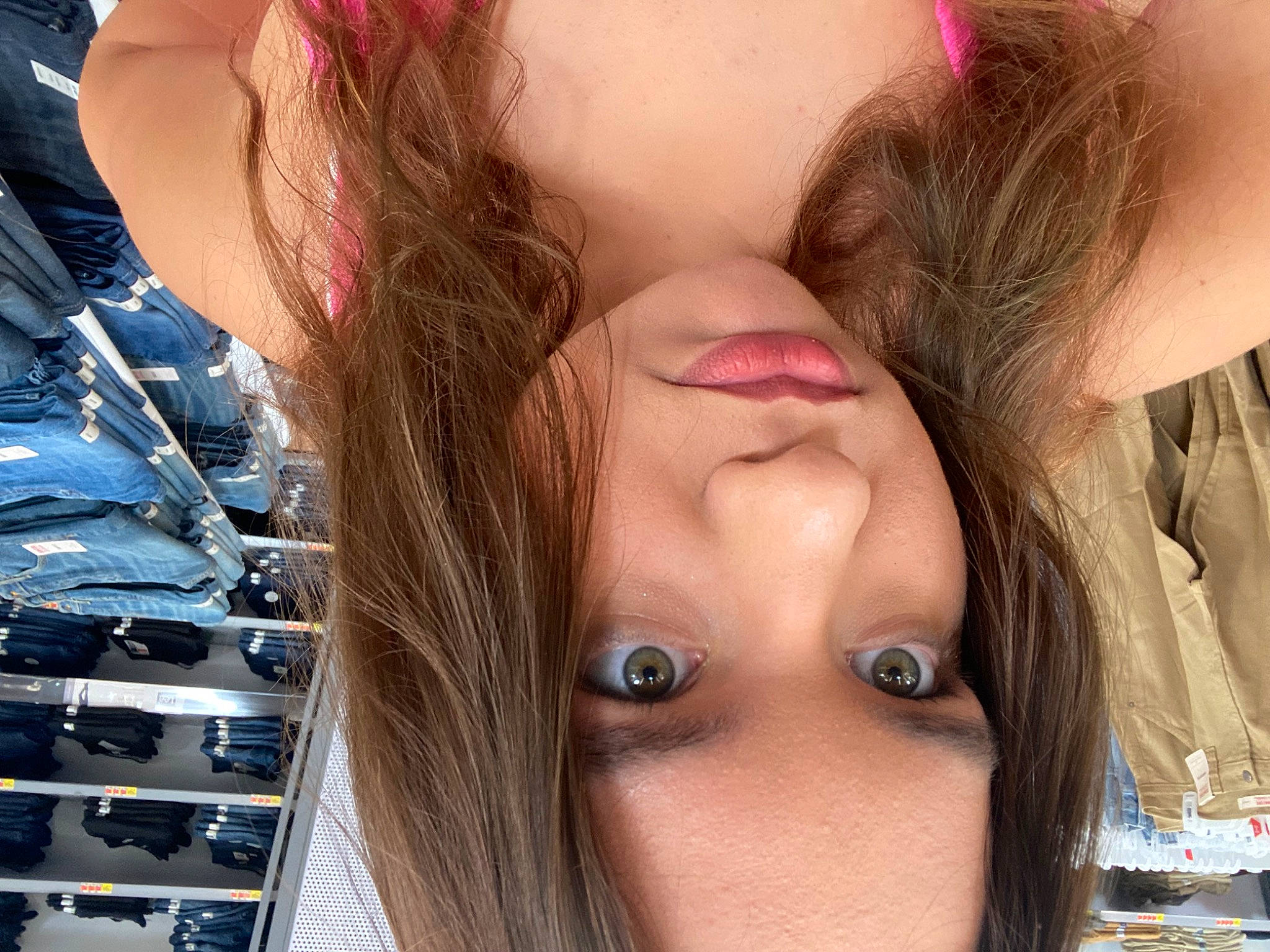 Jessa is registered to the contest to win money with this photo: beard, cheek, chin, ear, eyebrow, eyelash, eyewear, facial_expression, forehead, glasses, hair, hairstyle, jaw, lip, mouth, neck, nose, organ, person, skin