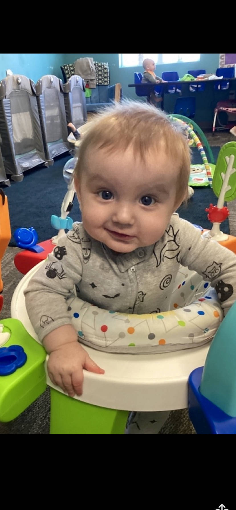 Miklo is registered to the contest to win money with this photo: baby, baby_playing_with_toys, baby_products, baby_toddler_clothing, bib, blue, chair, cheek, child, event, fun, iris, leisure, person, play, sitting, skin, smile, toddler, toy