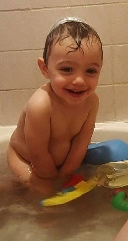 Kieran is registered to the contest to win money with this photo: baby, baby_bathing, baby_laughing, bathing, bathtub, cheek, child, chin, face, facial_expression, forehead, fun, joy, mouth, nose, person, play, skin, smile, toddler