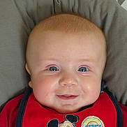 Sacha a rejoint le concours — aidez-le/la à gagner de superbes lots !