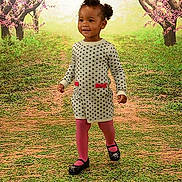 Larisa is registered to the contest to win money with this photo: